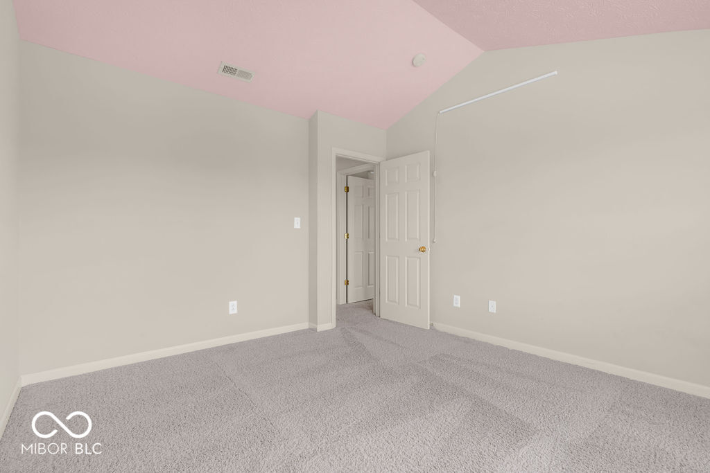 1139 Fernwood Way