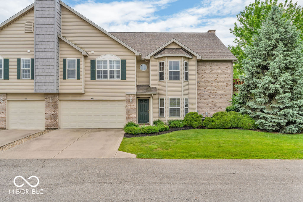 1139 Fernwood Way