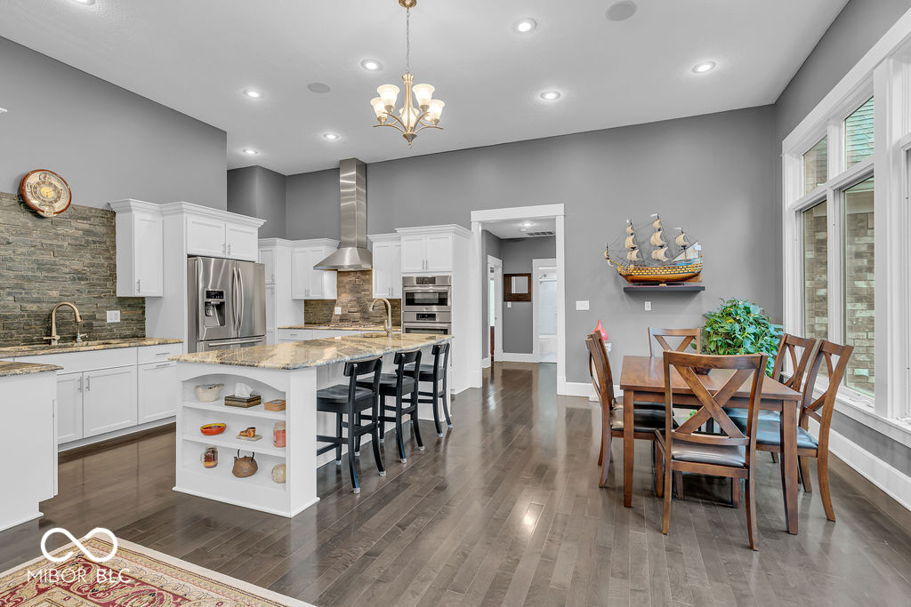 720 Willow Pointe North Drive
