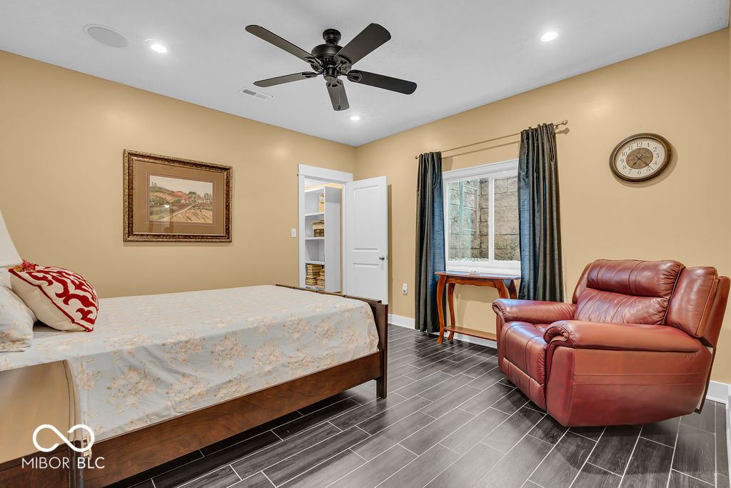 720 Willow Pointe North Drive