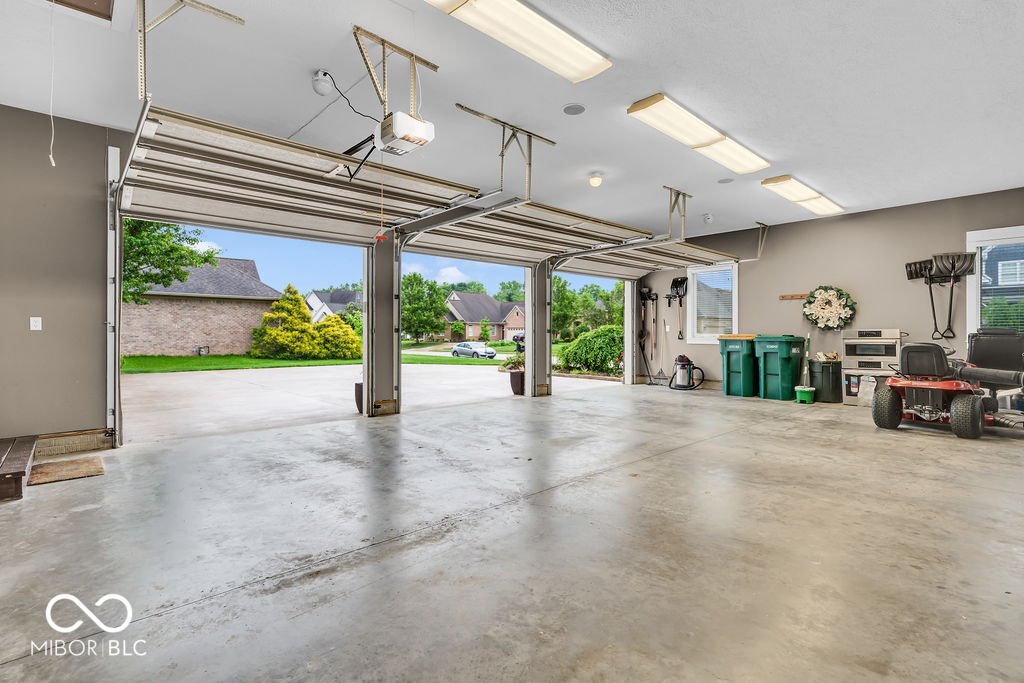 720 Willow Pointe North Drive