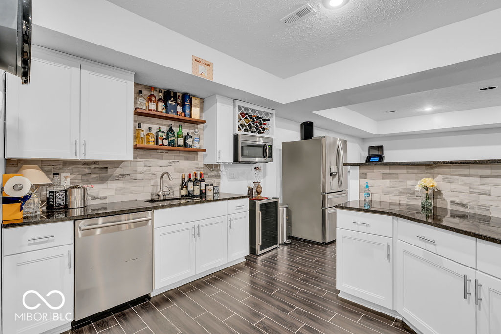 720 Willow Pointe North Drive