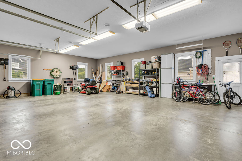720 Willow Pointe North Drive