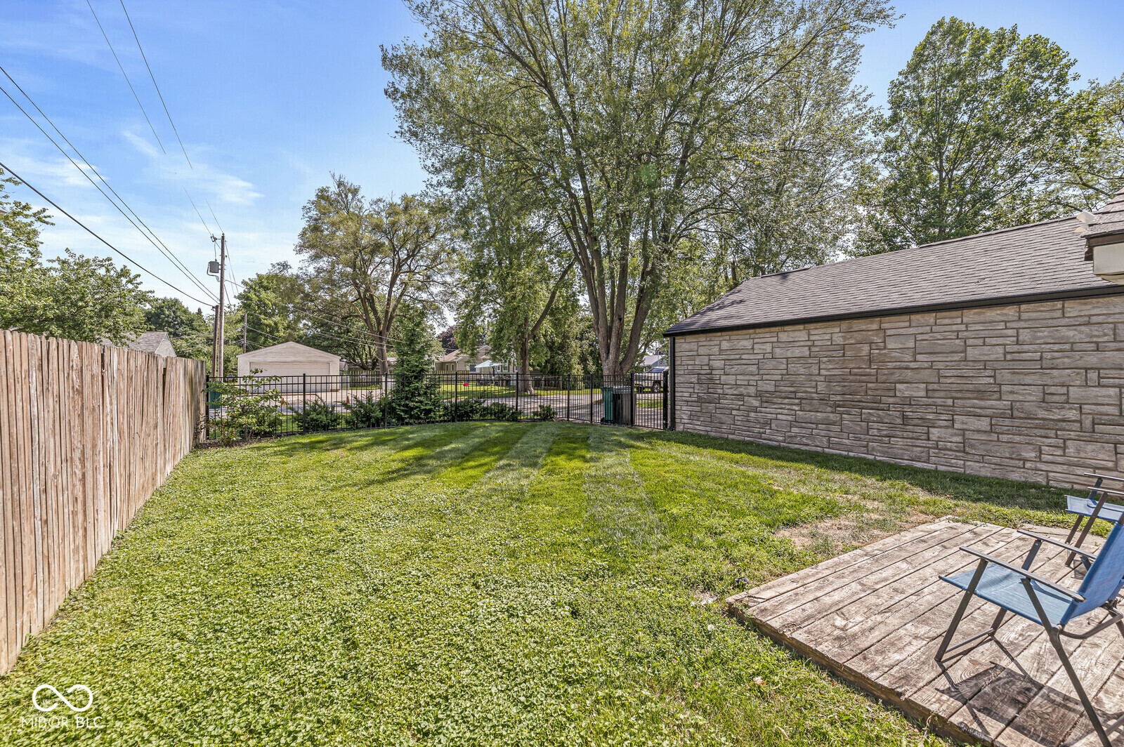 1205 Park Drive