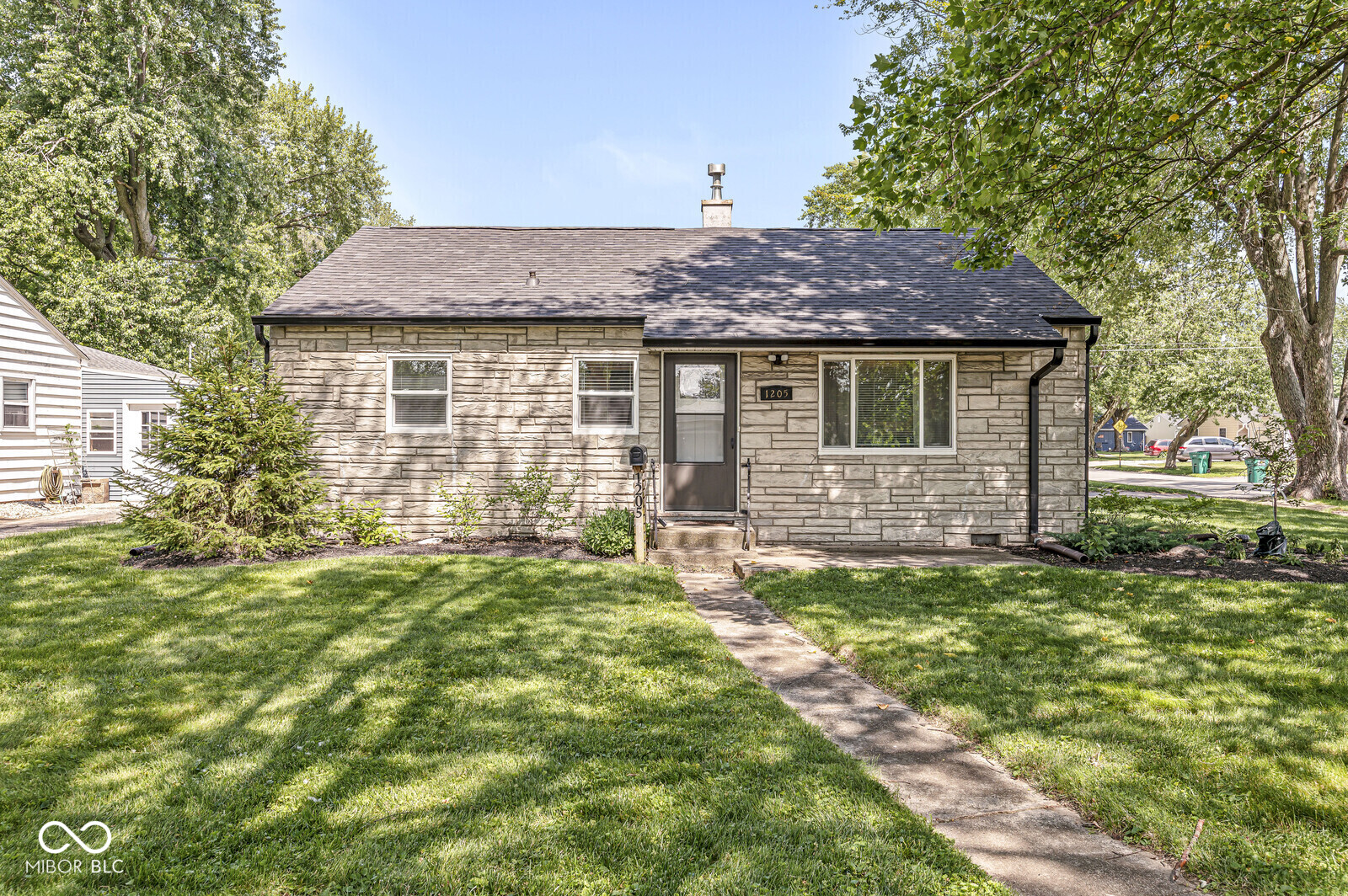 1205 Park Drive