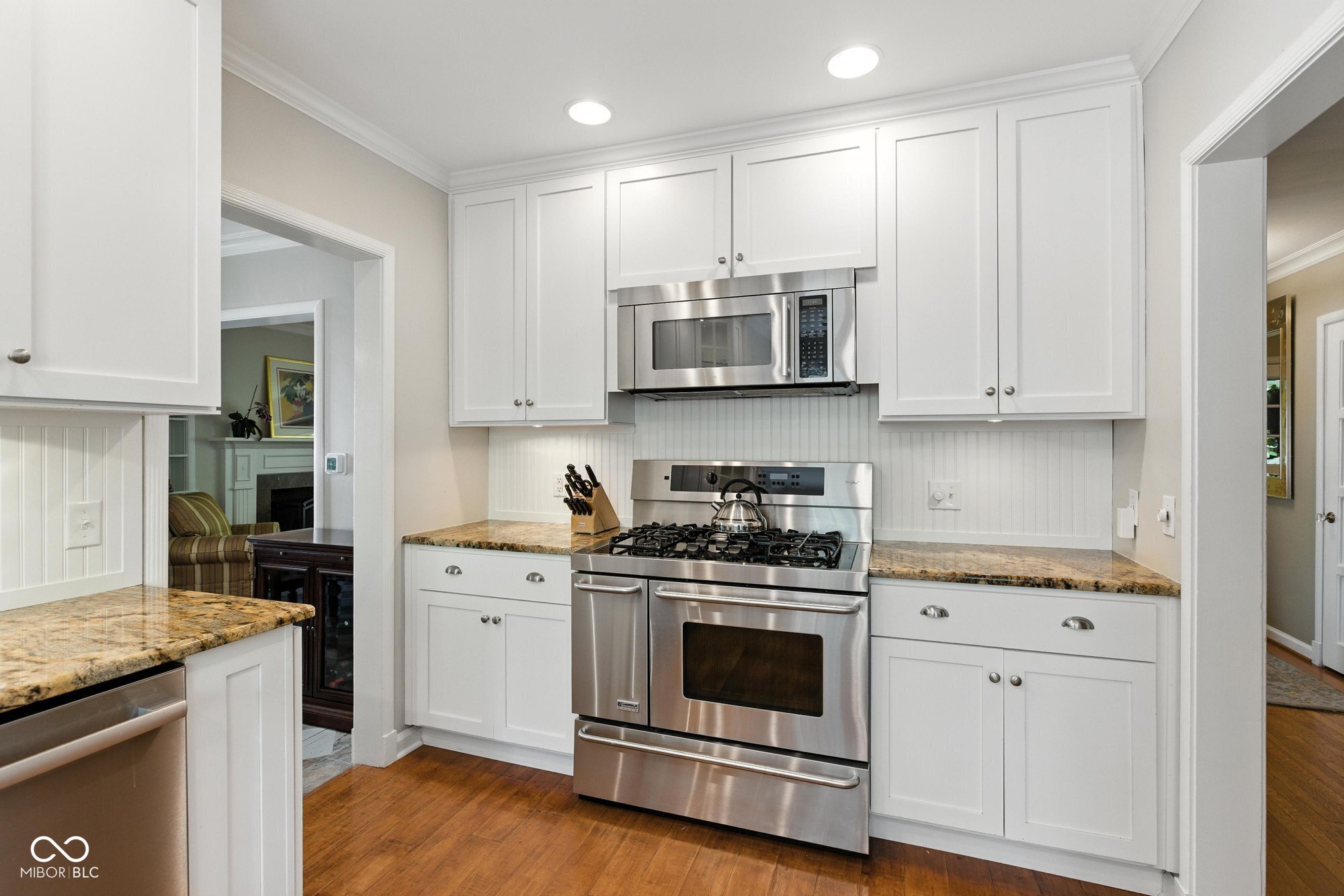 909 E 58th Street