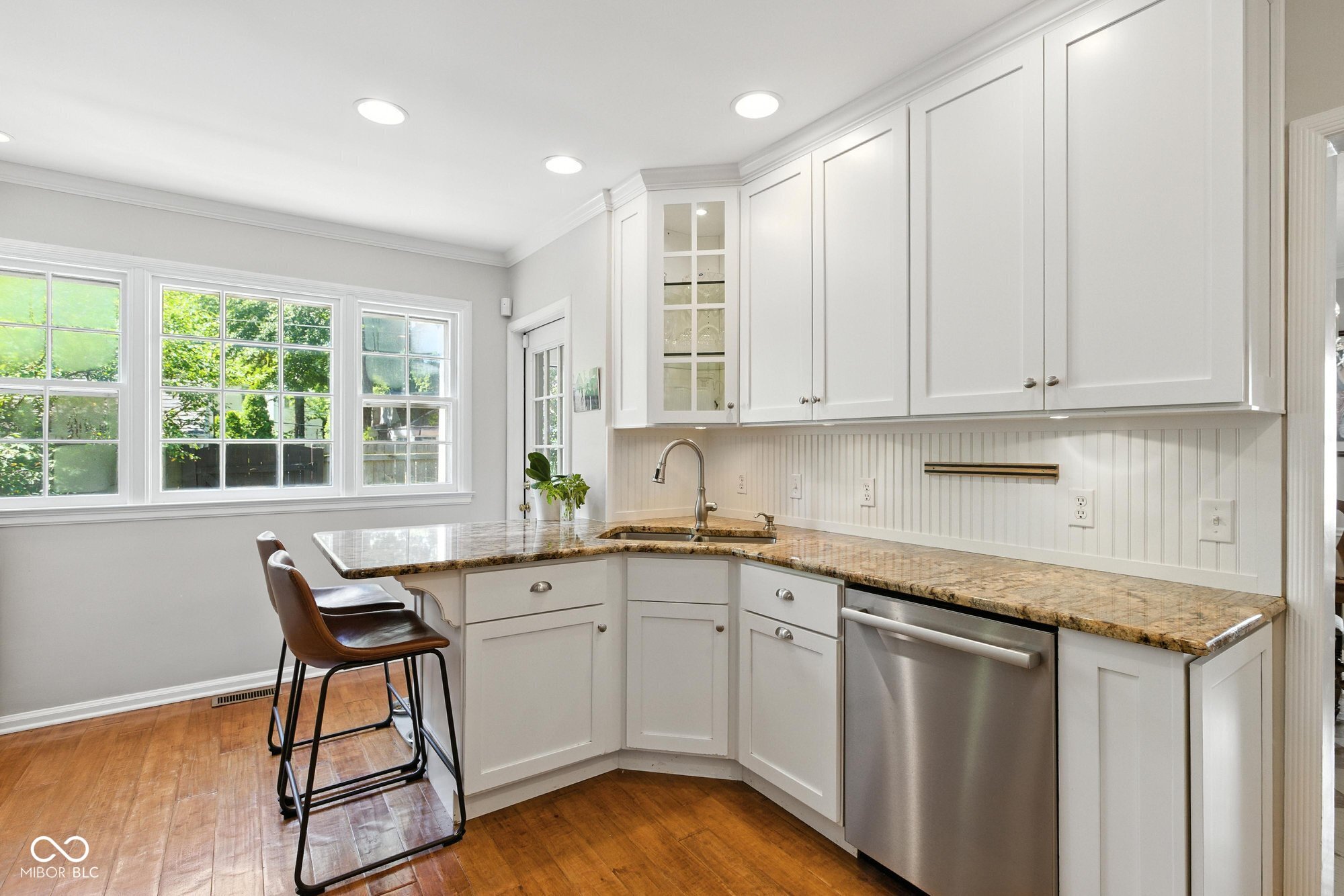 909 E 58th Street