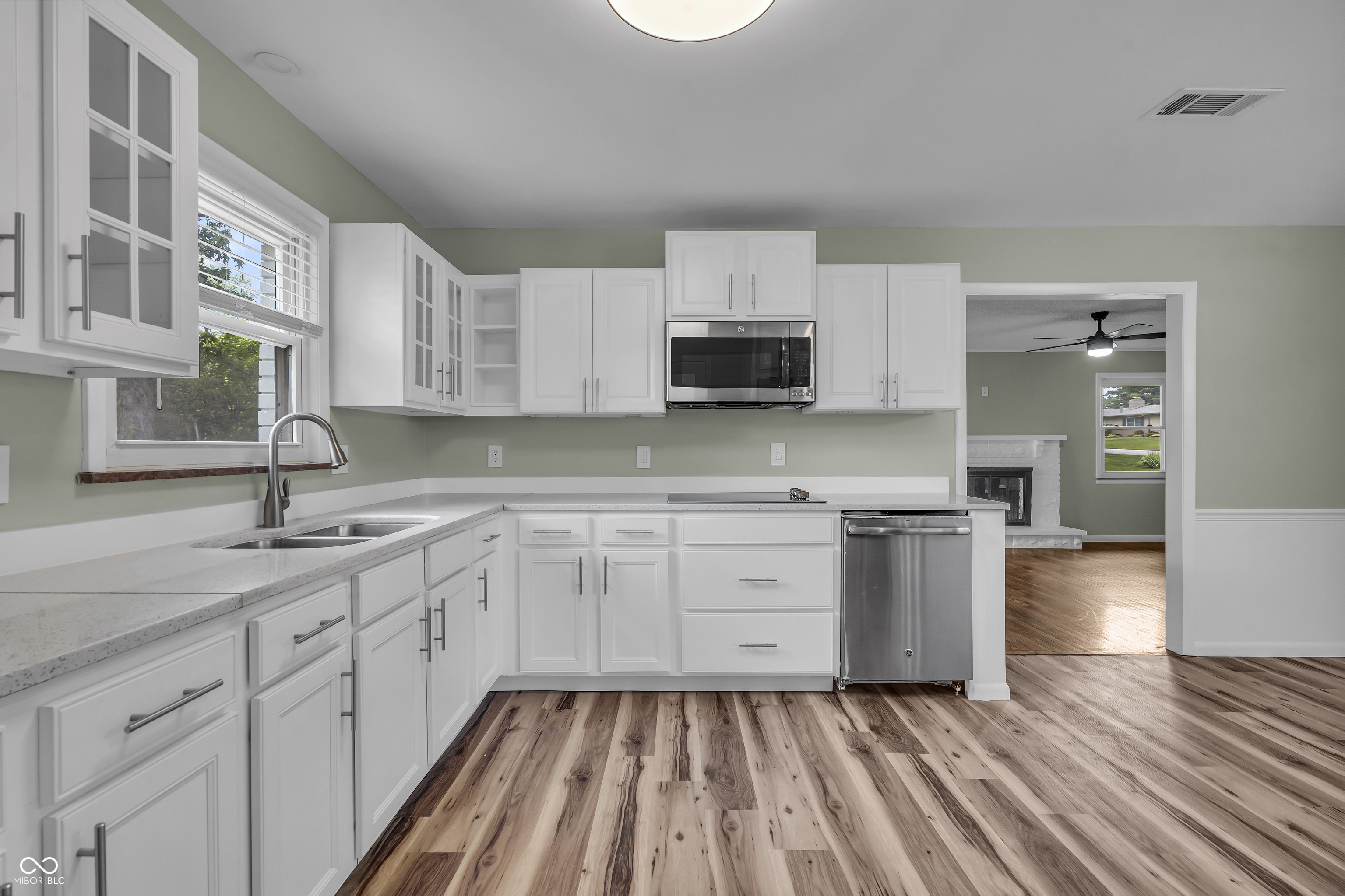 8105 Allisonville Road