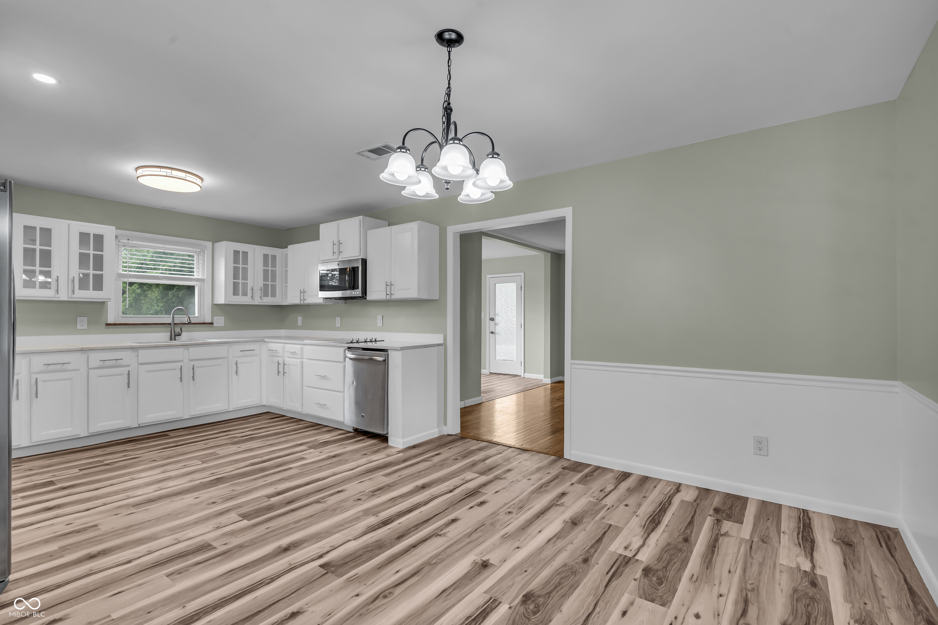 8105 Allisonville Road