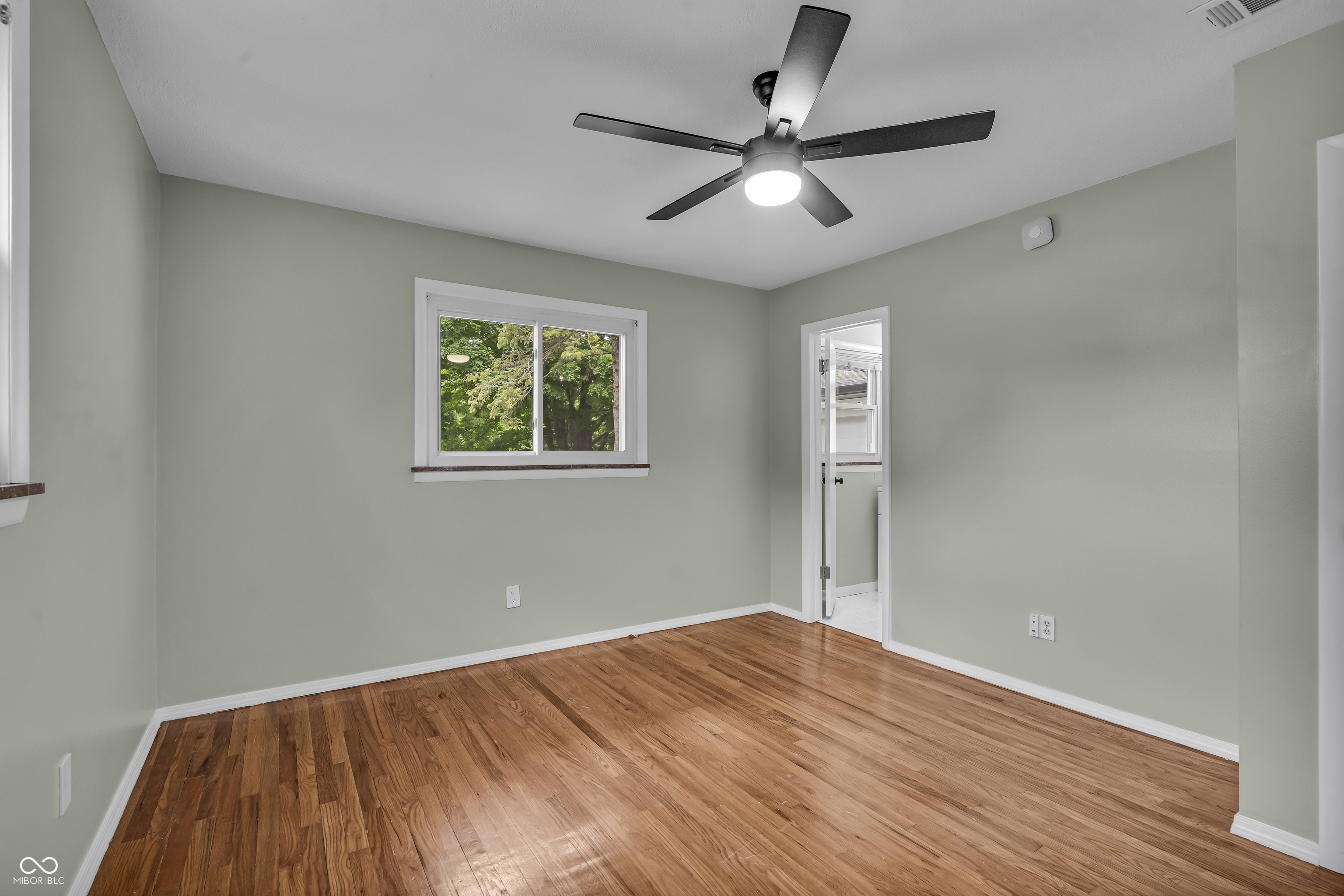 8105 Allisonville Road