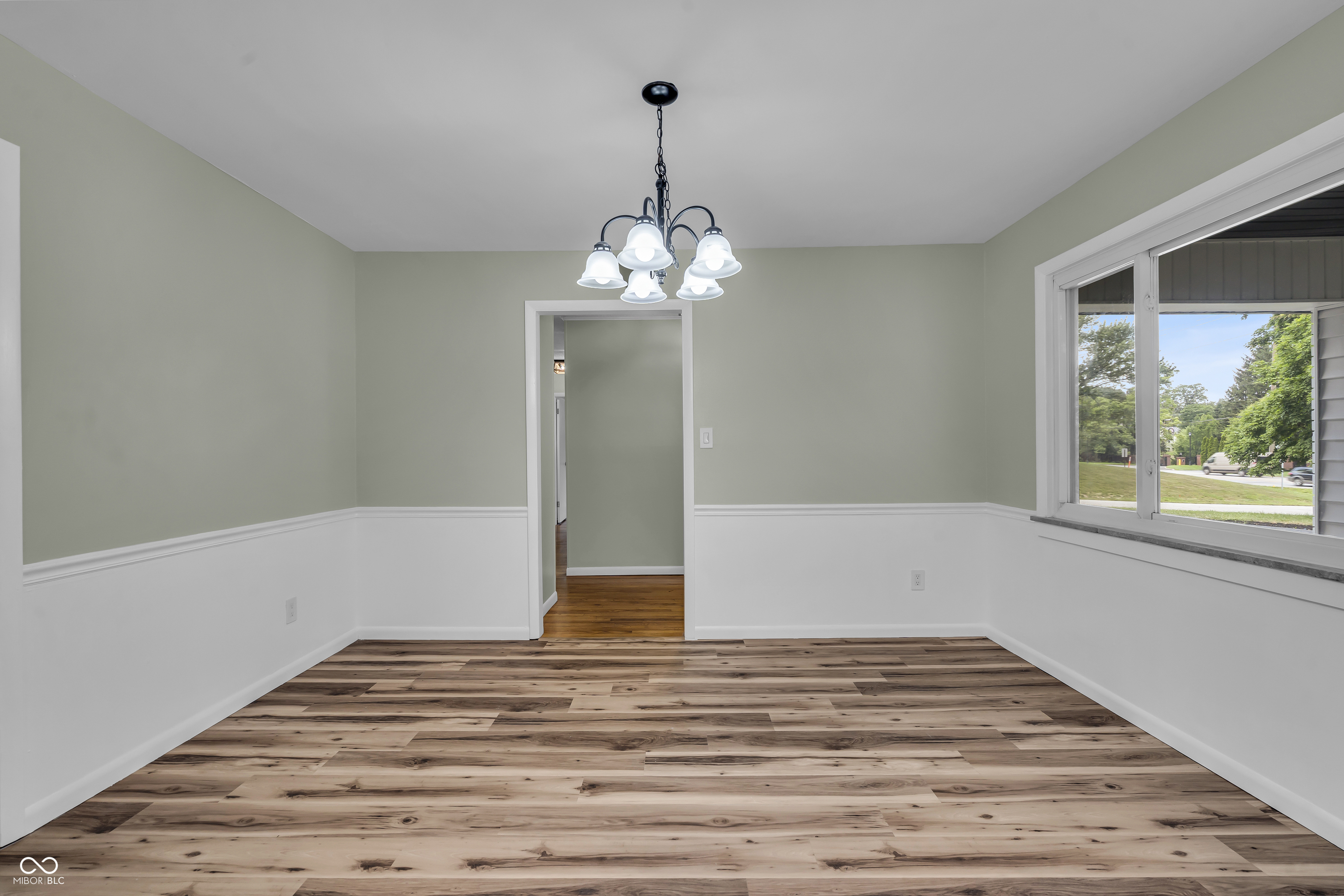 8105 Allisonville Road