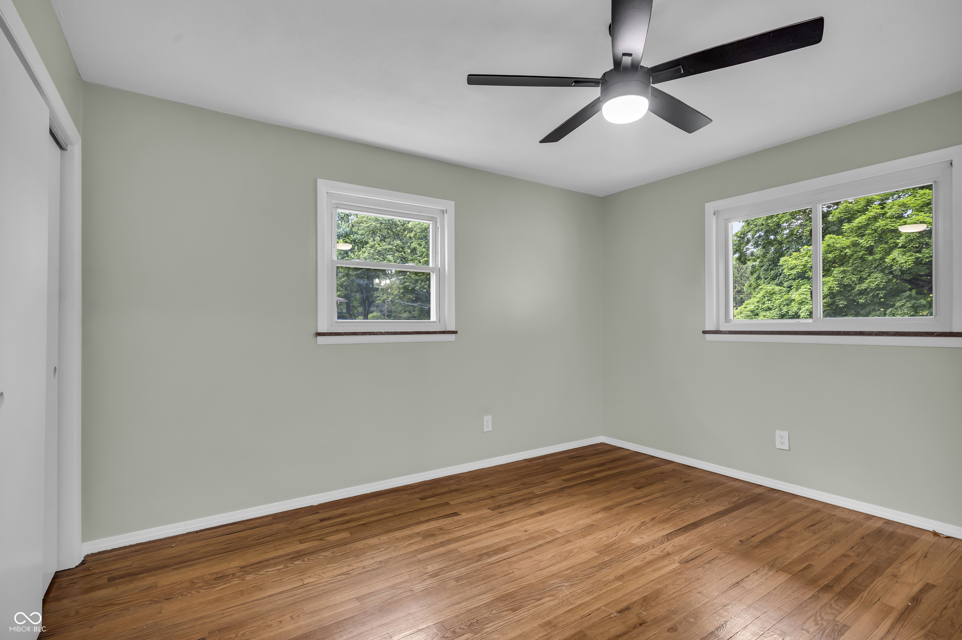 8105 Allisonville Road