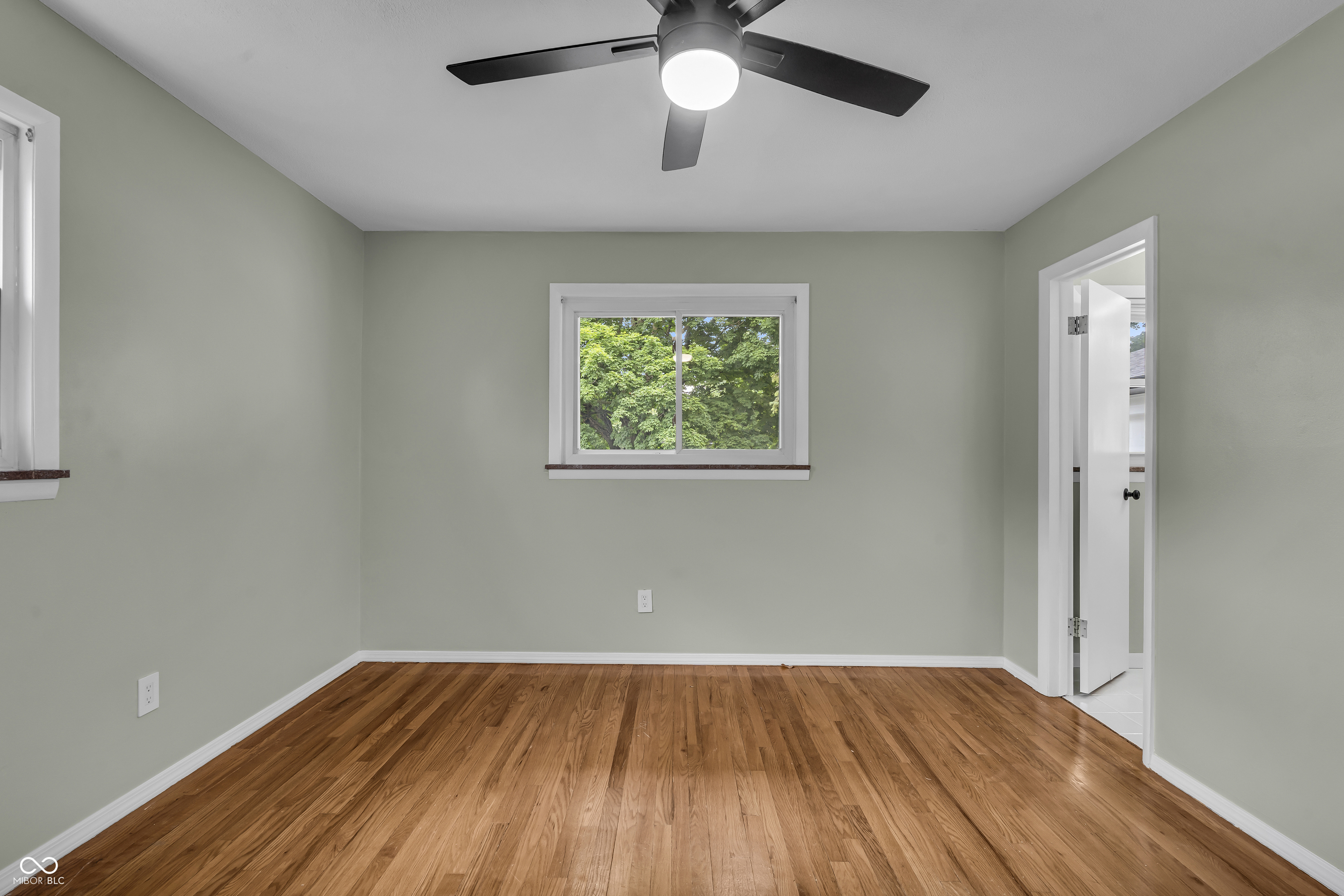 8105 Allisonville Road