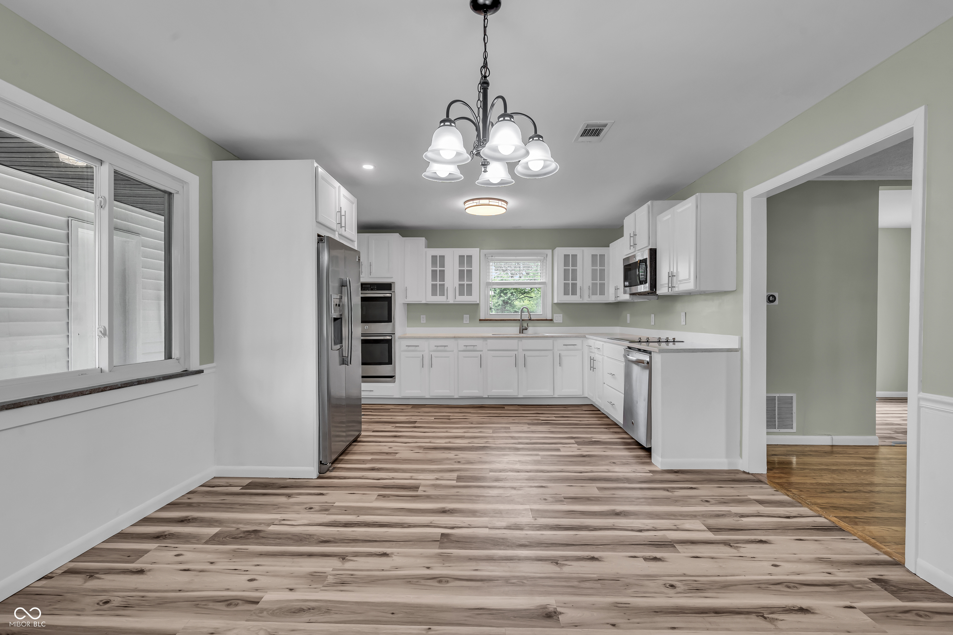 8105 Allisonville Road