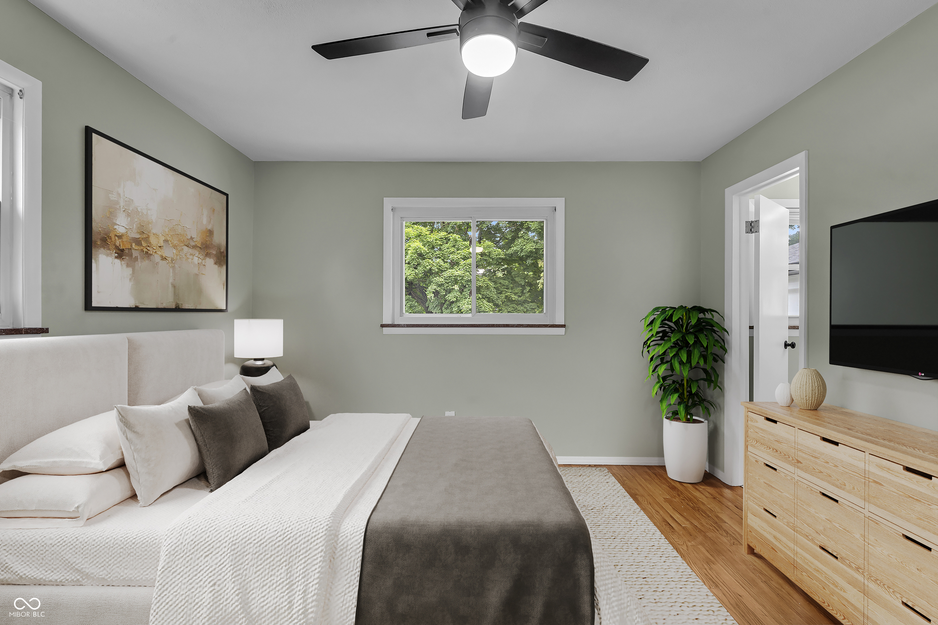 8105 Allisonville Road