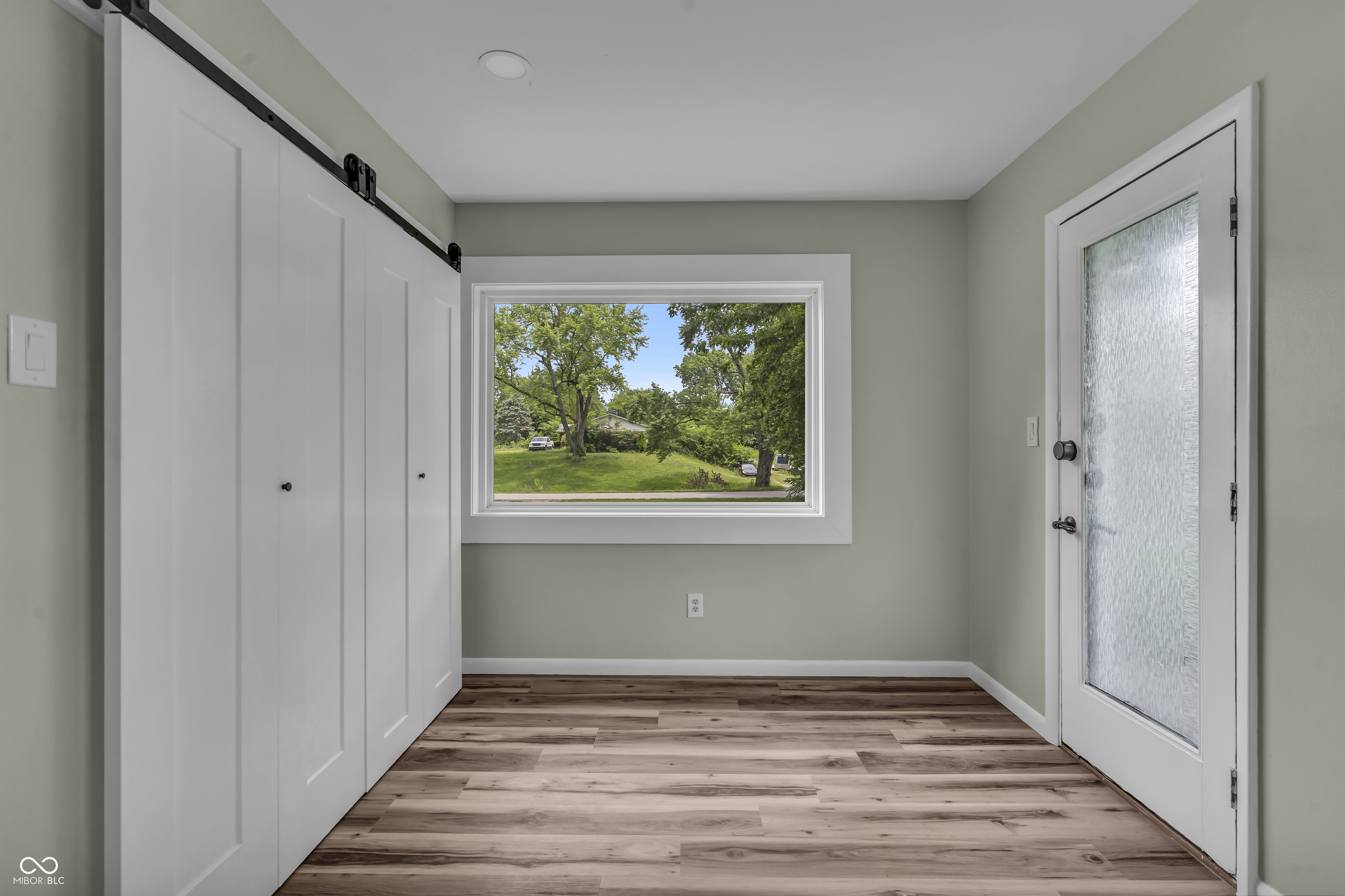 8105 Allisonville Road