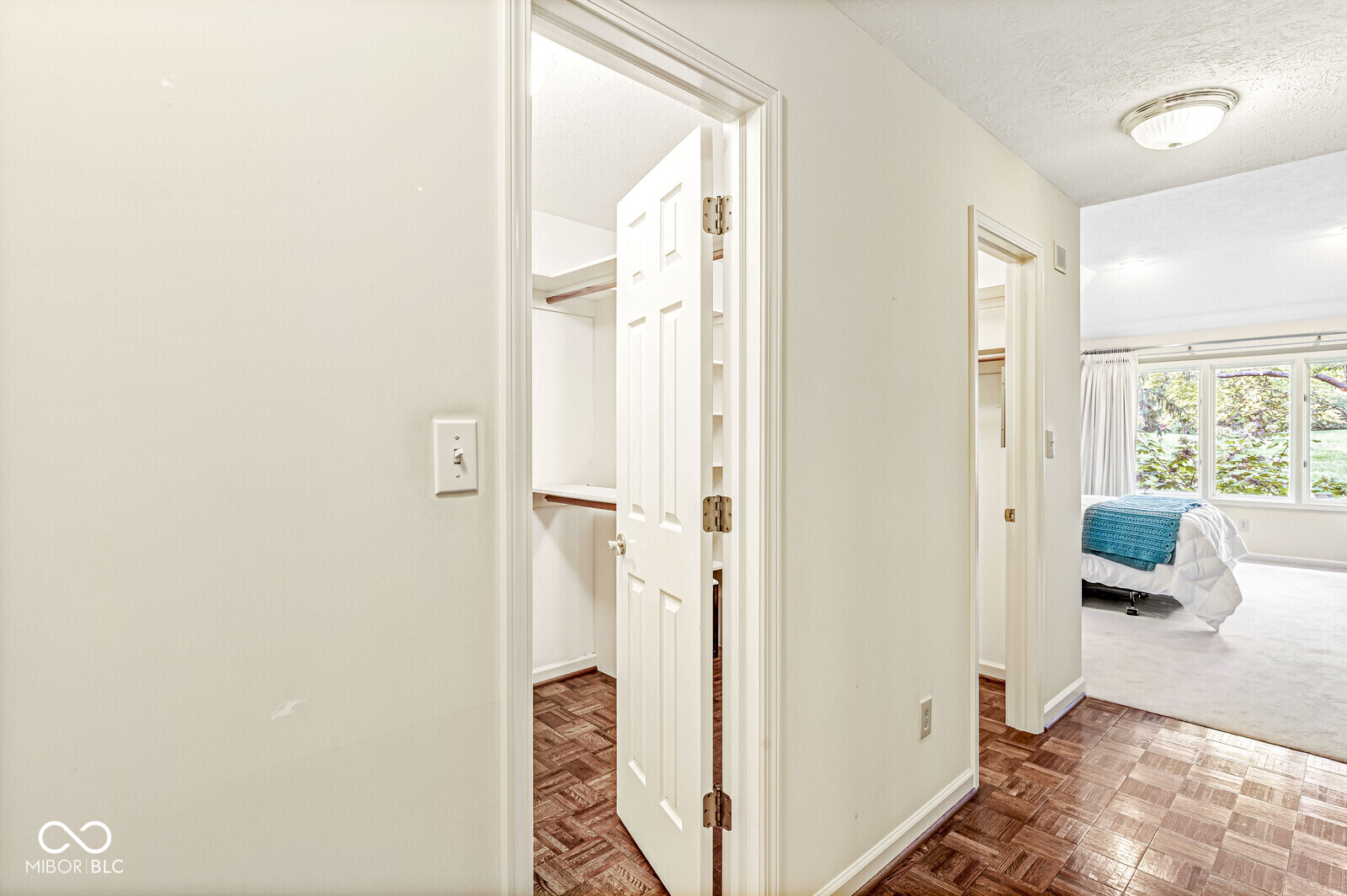 9457 Tamarack Drive