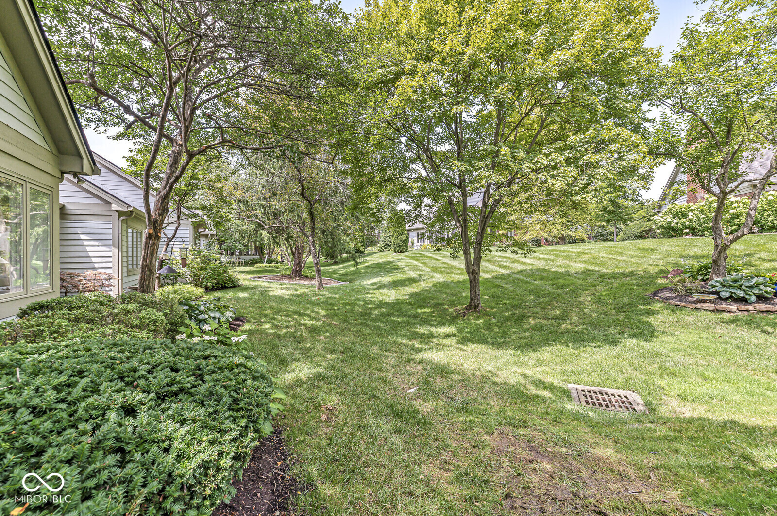9457 Tamarack Drive