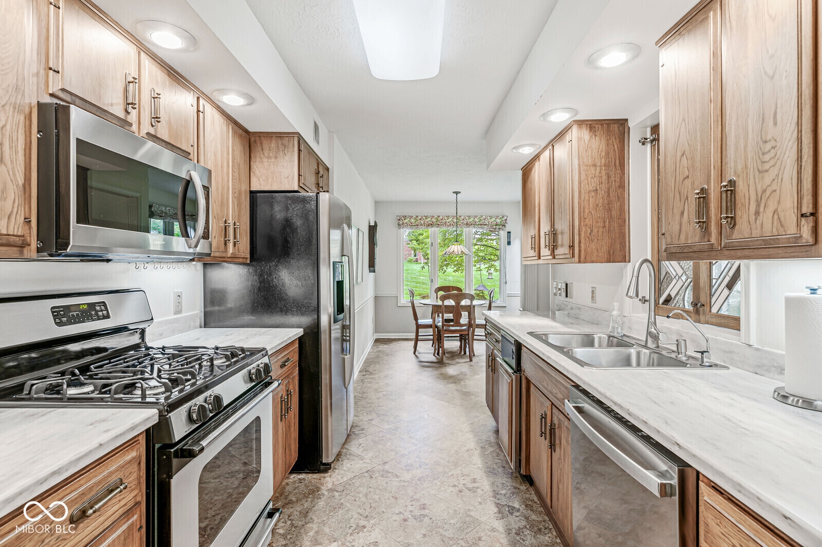 9457 Tamarack Drive