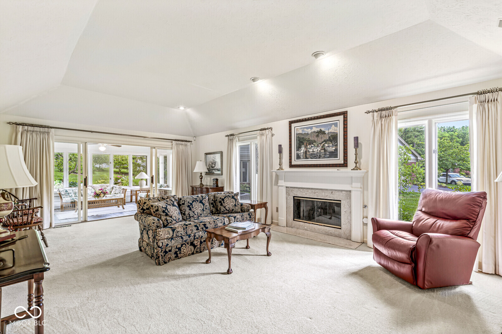 9457 Tamarack Drive