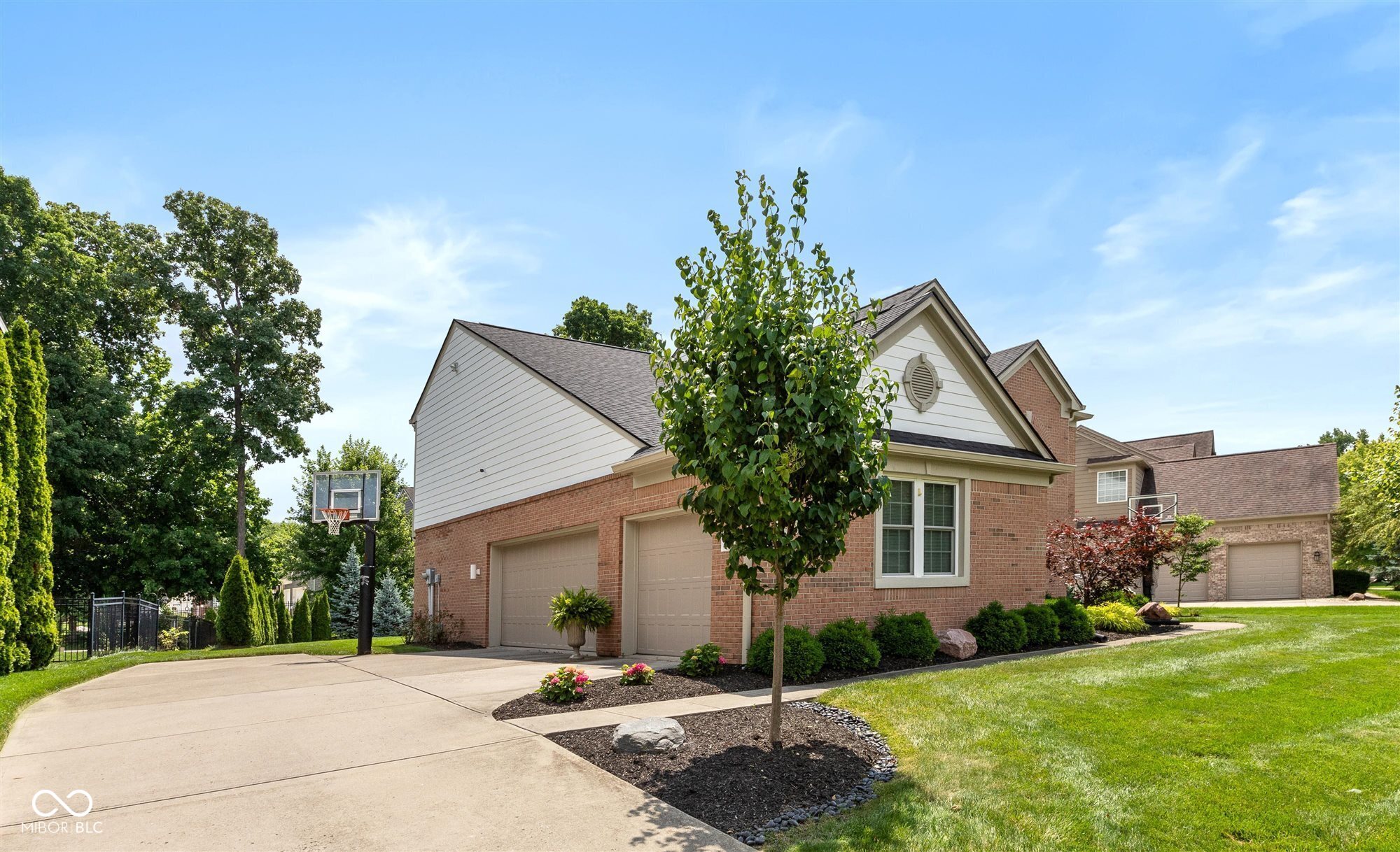 11995 Gray Eagle Drive
