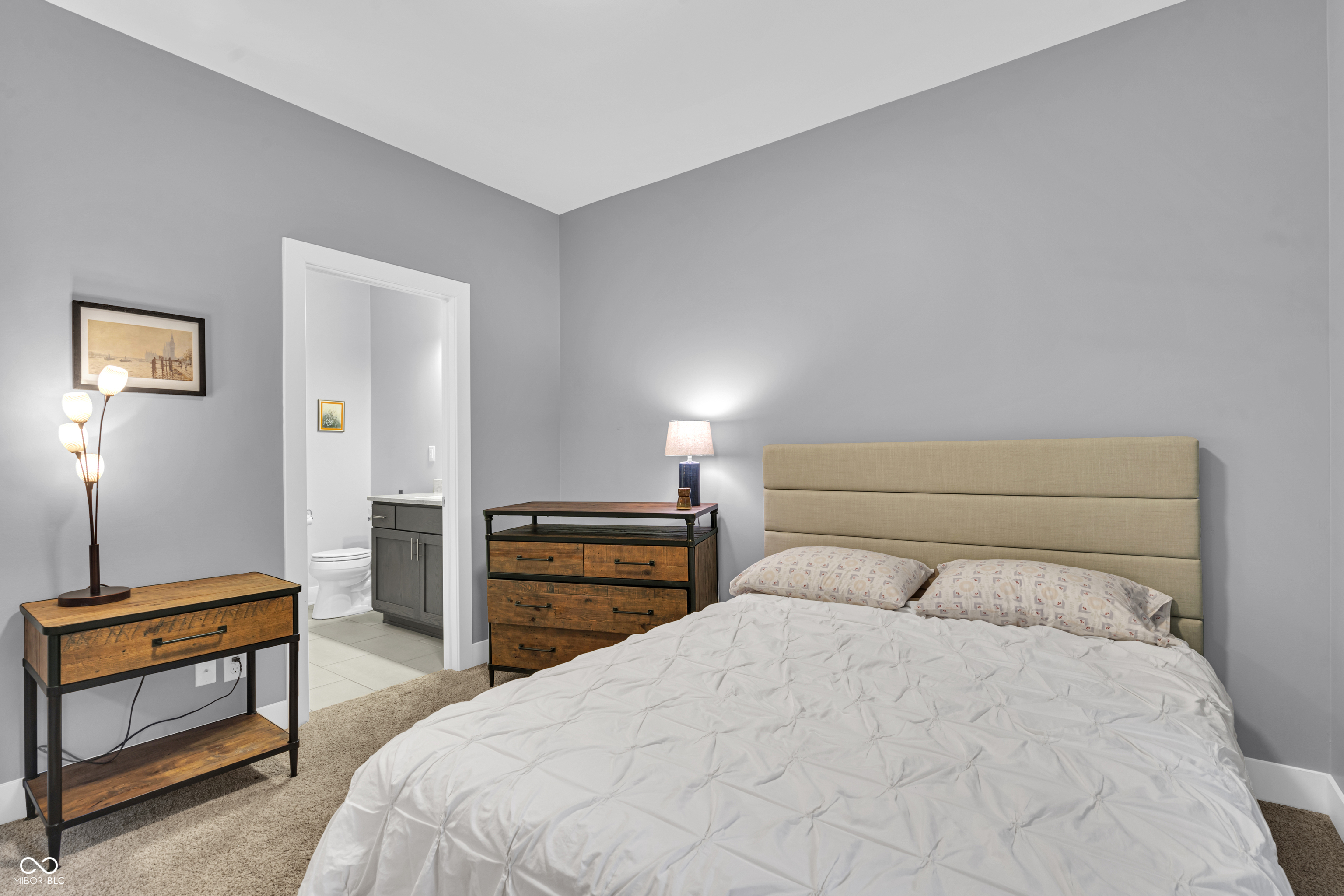 5903 Birchwood Avenue