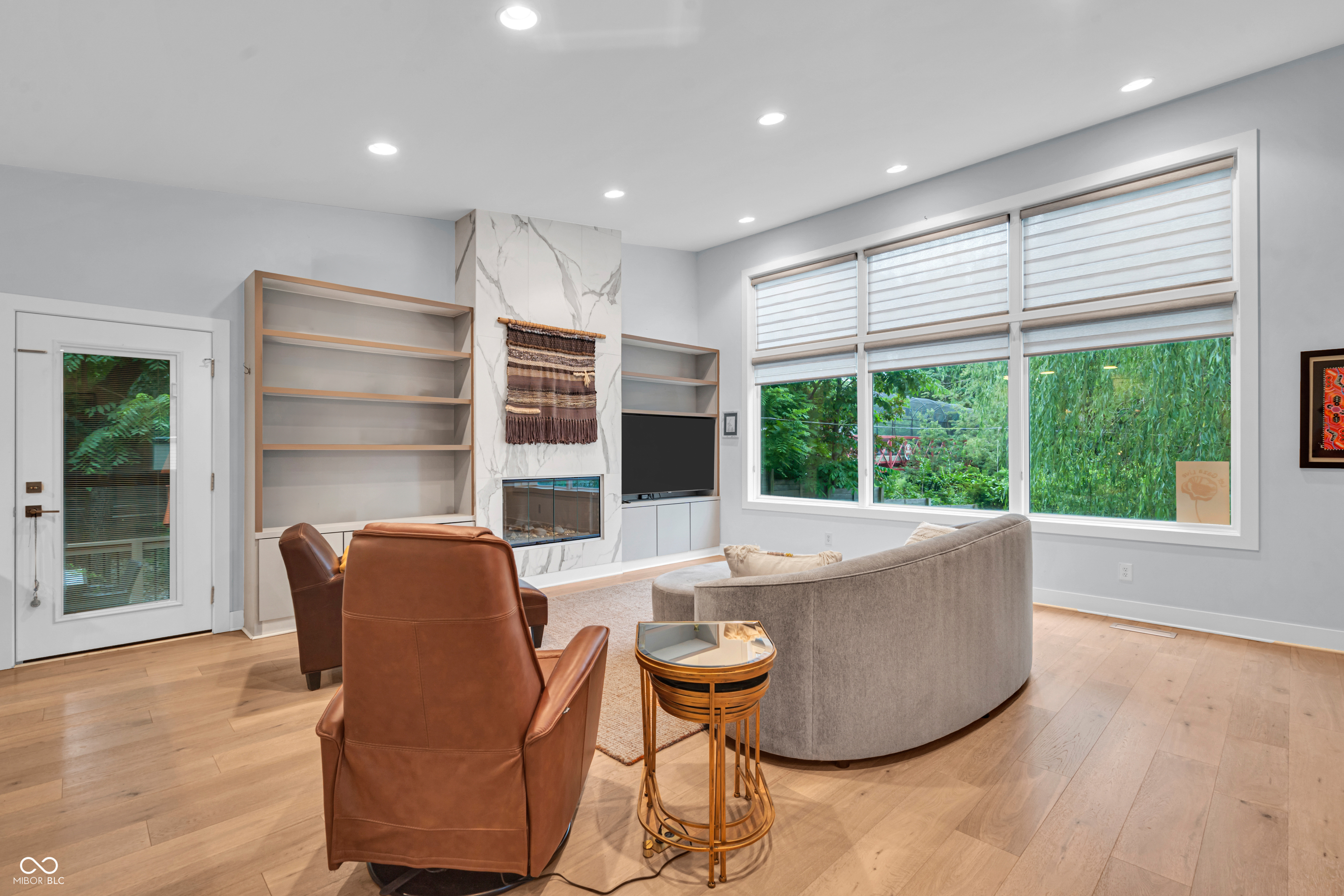 5903 Birchwood Avenue