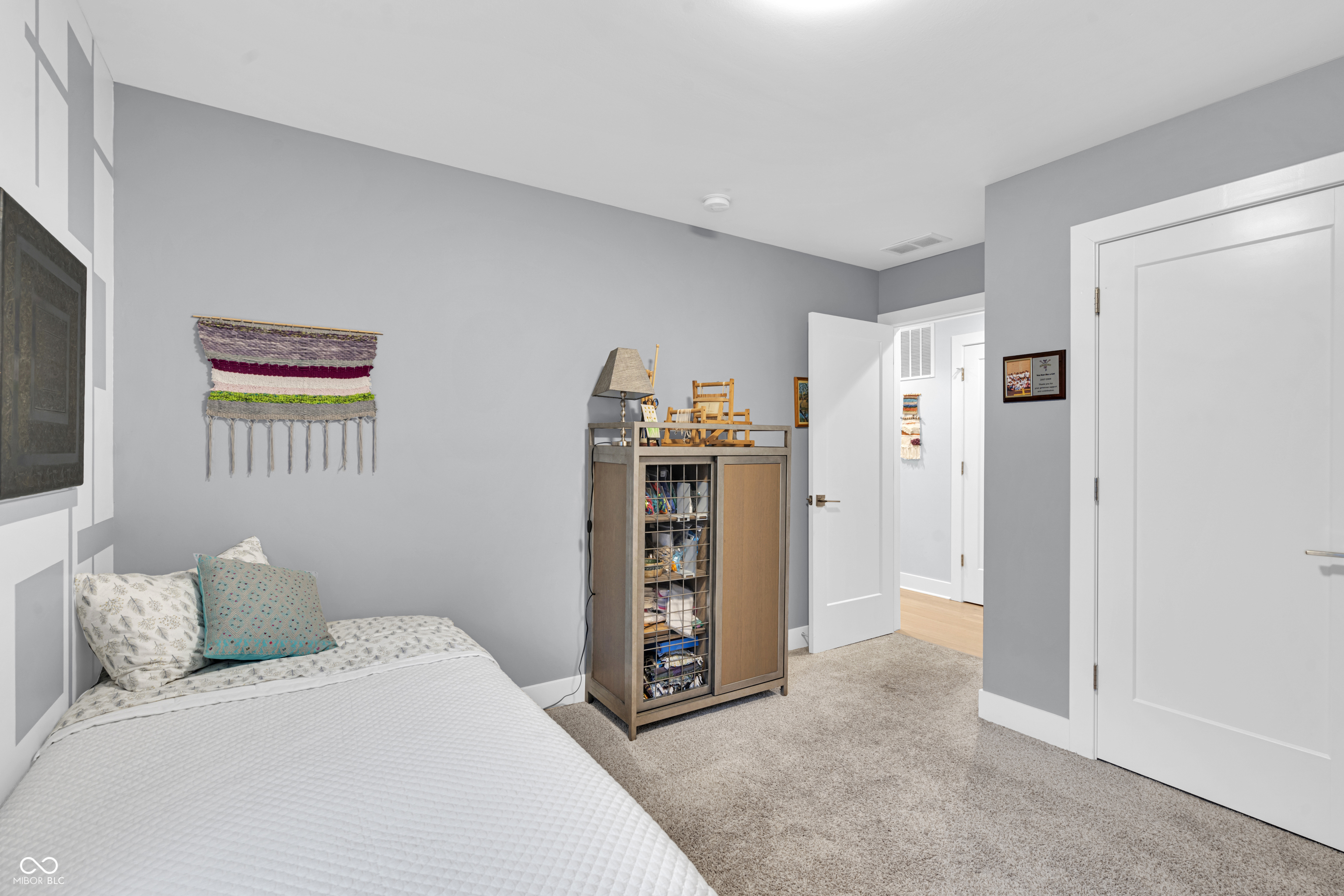 5903 Birchwood Avenue