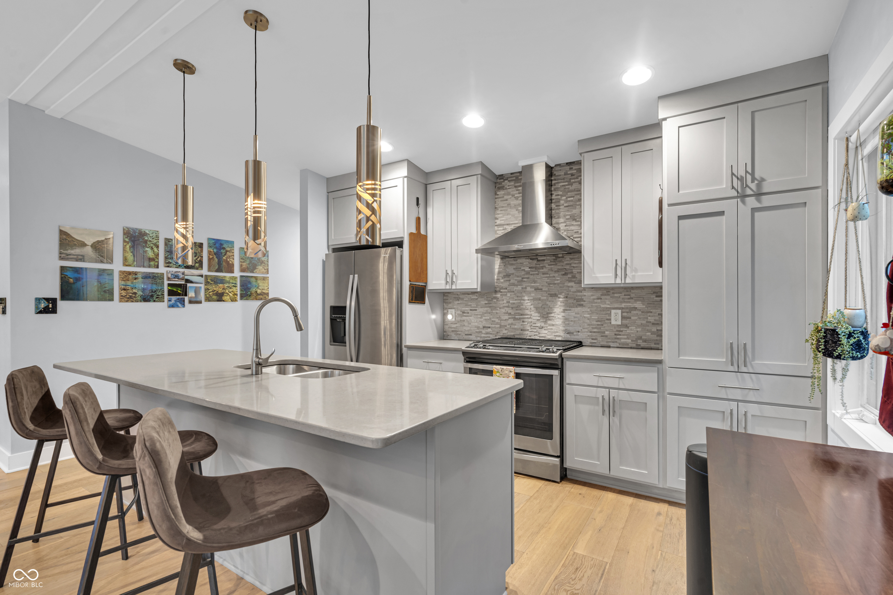 5903 Birchwood Avenue