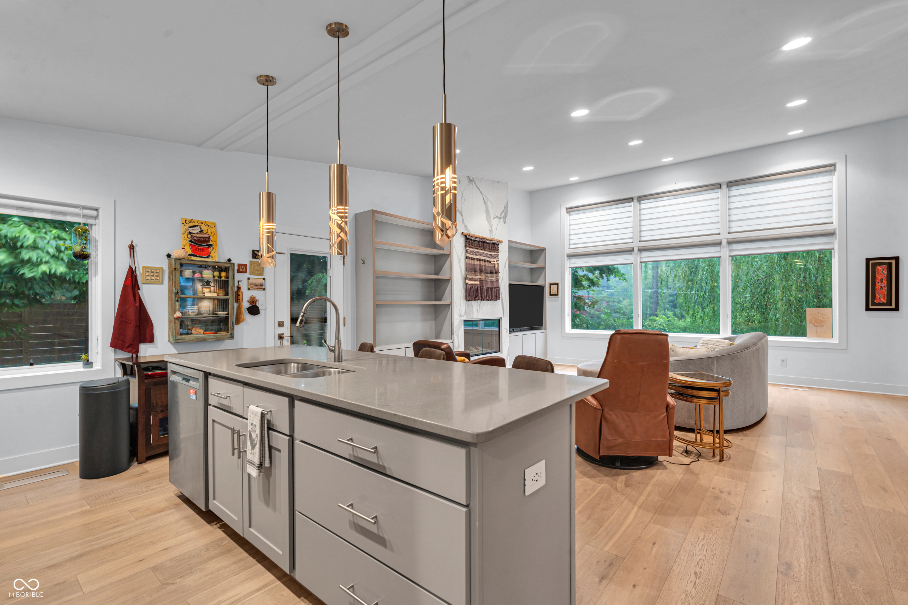 5903 Birchwood Avenue