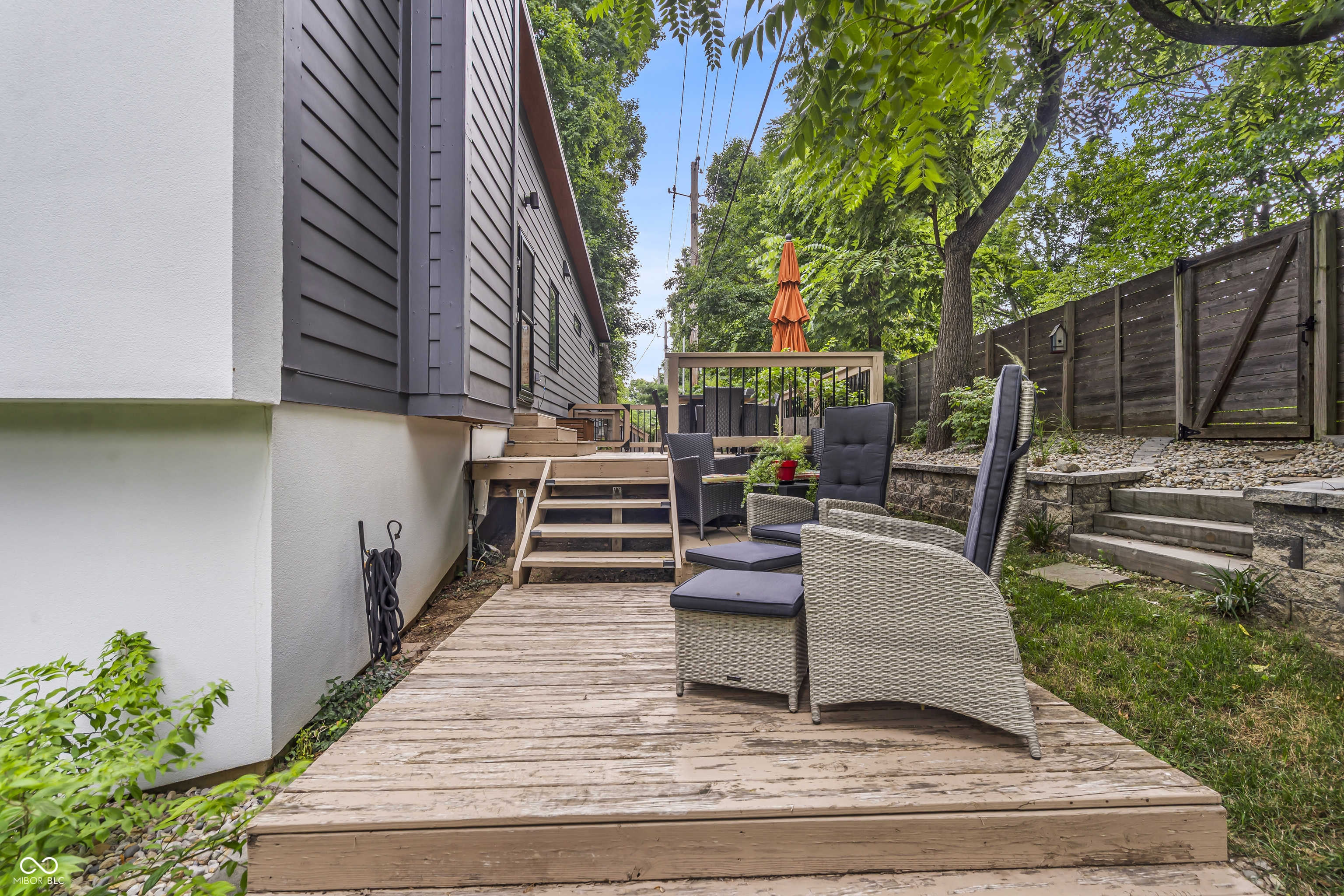 5903 Birchwood Avenue