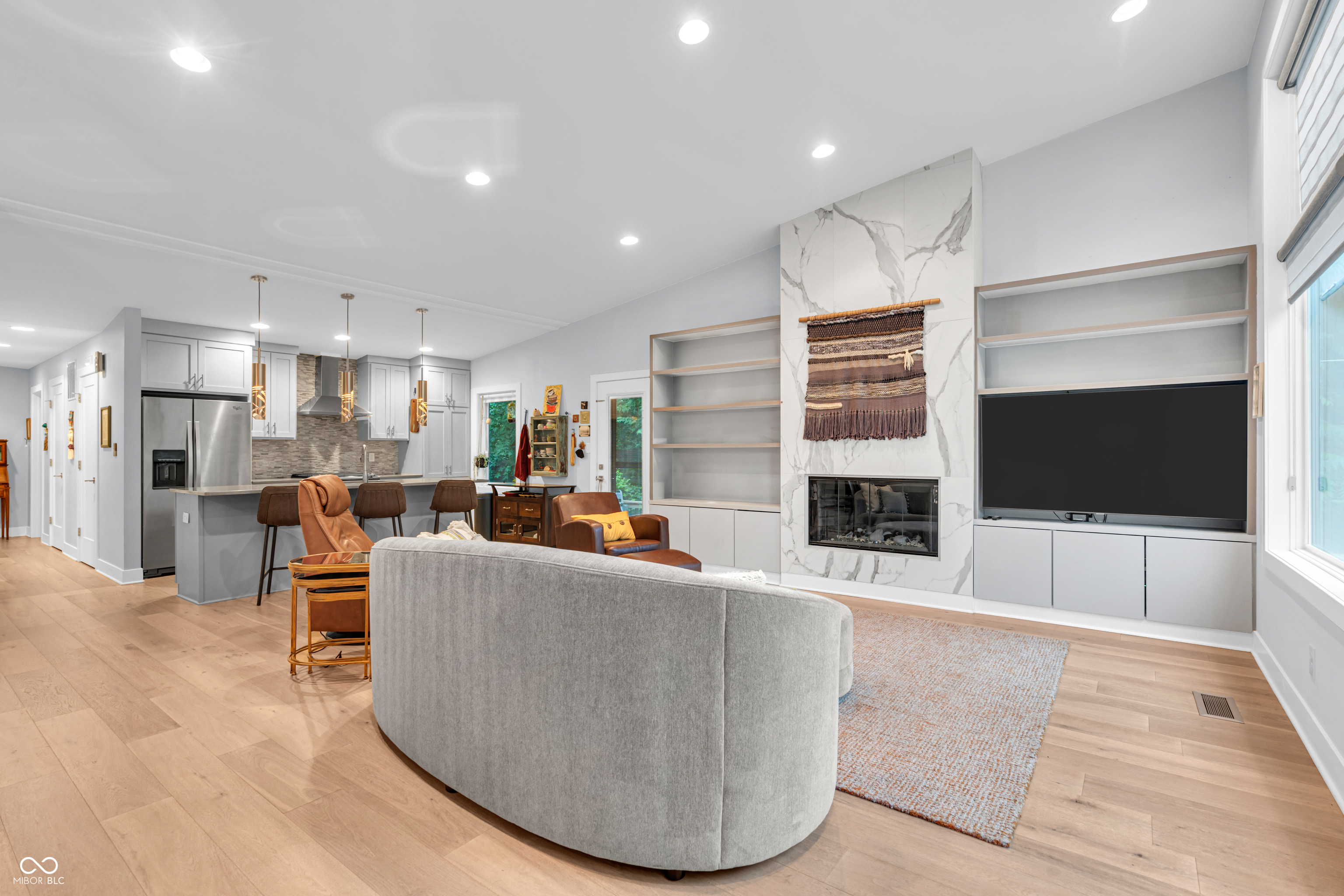 5903 Birchwood Avenue