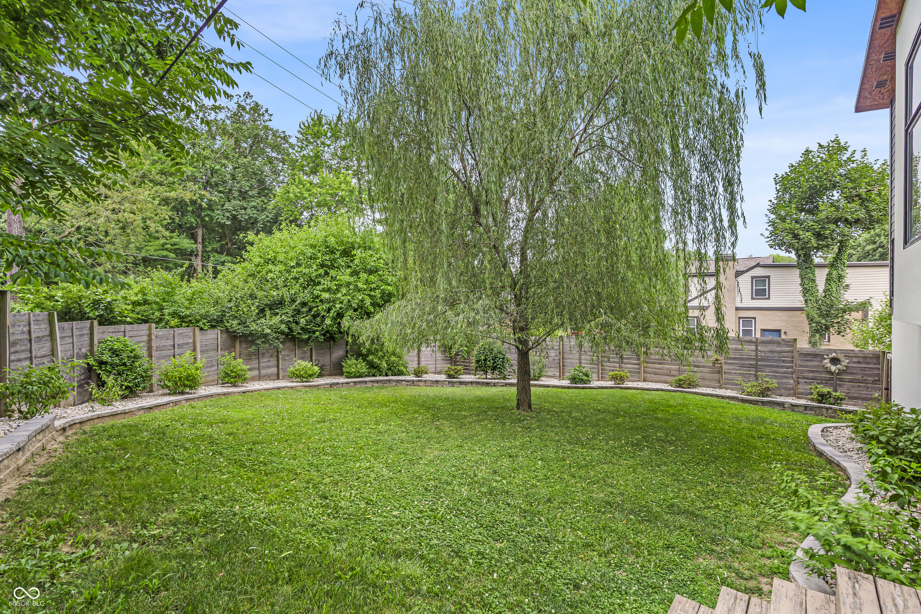 5903 Birchwood Avenue