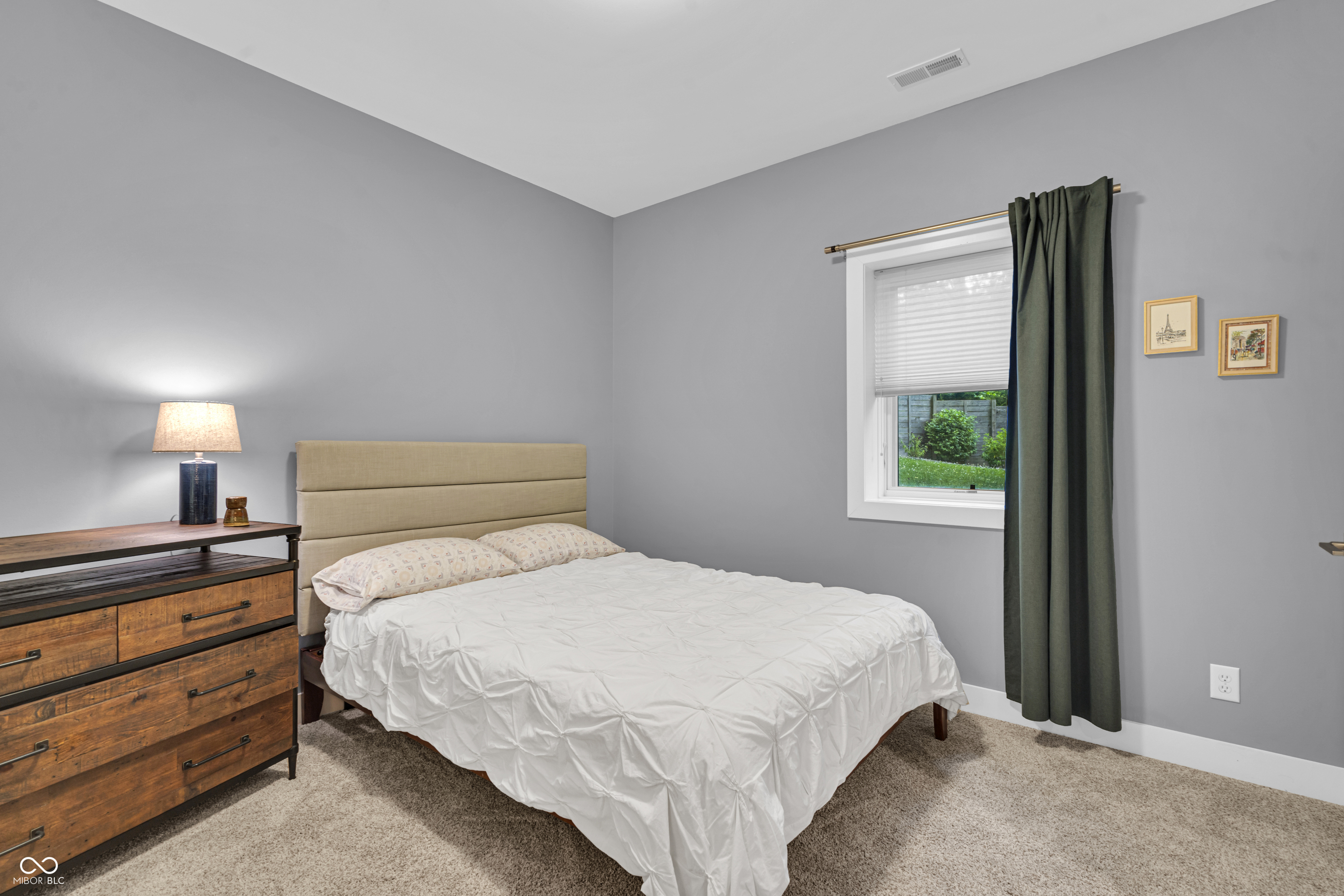 5903 Birchwood Avenue