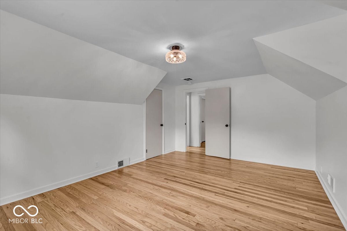 1149 E 56th Street