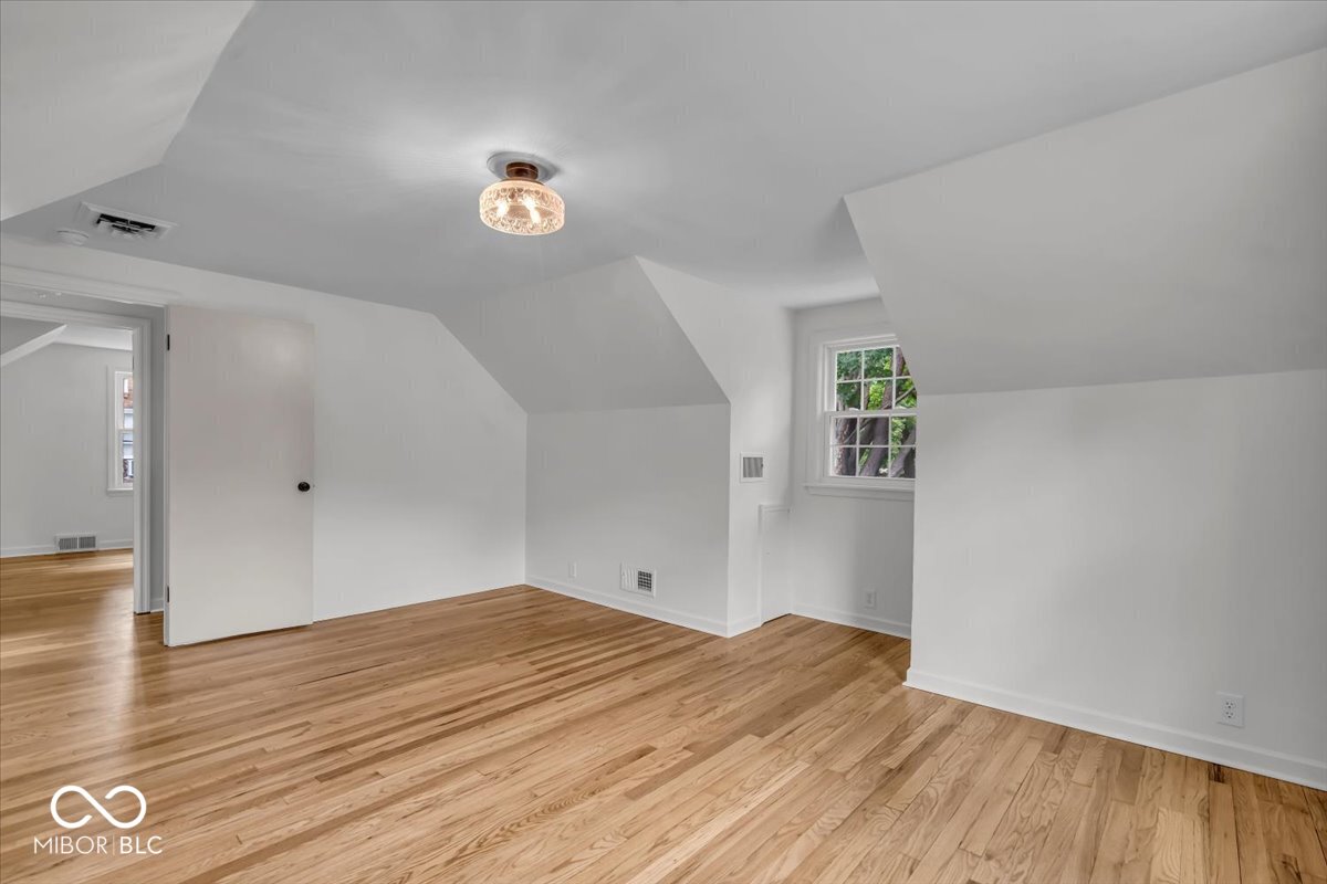 1149 E 56th Street