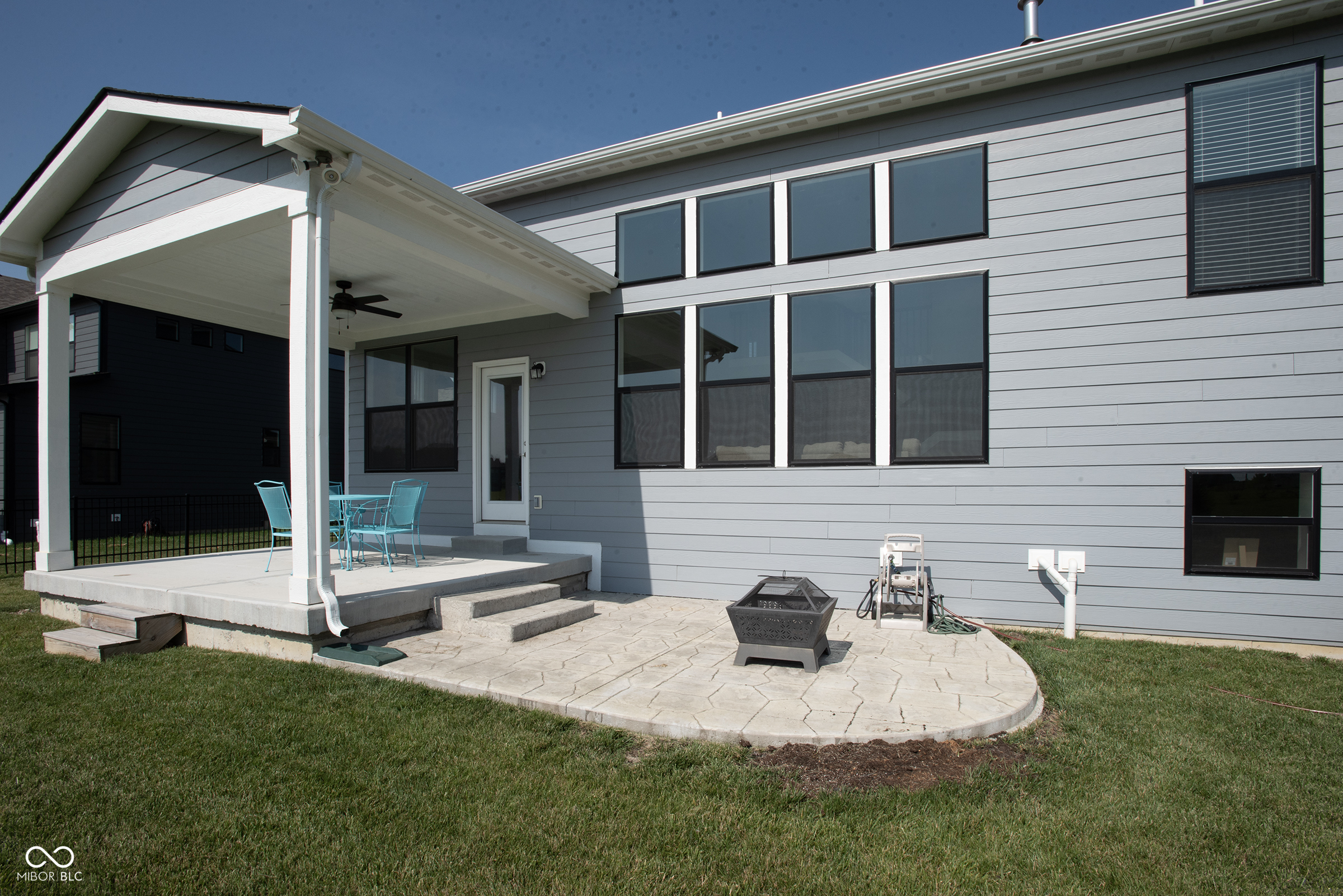5351 Rose Drive