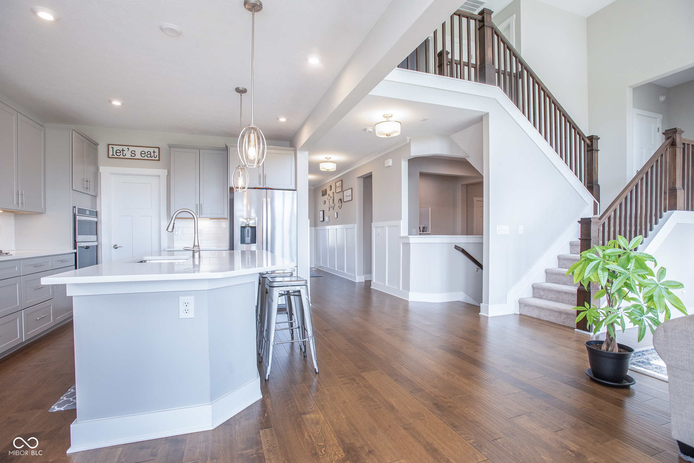 5351 Rose Drive