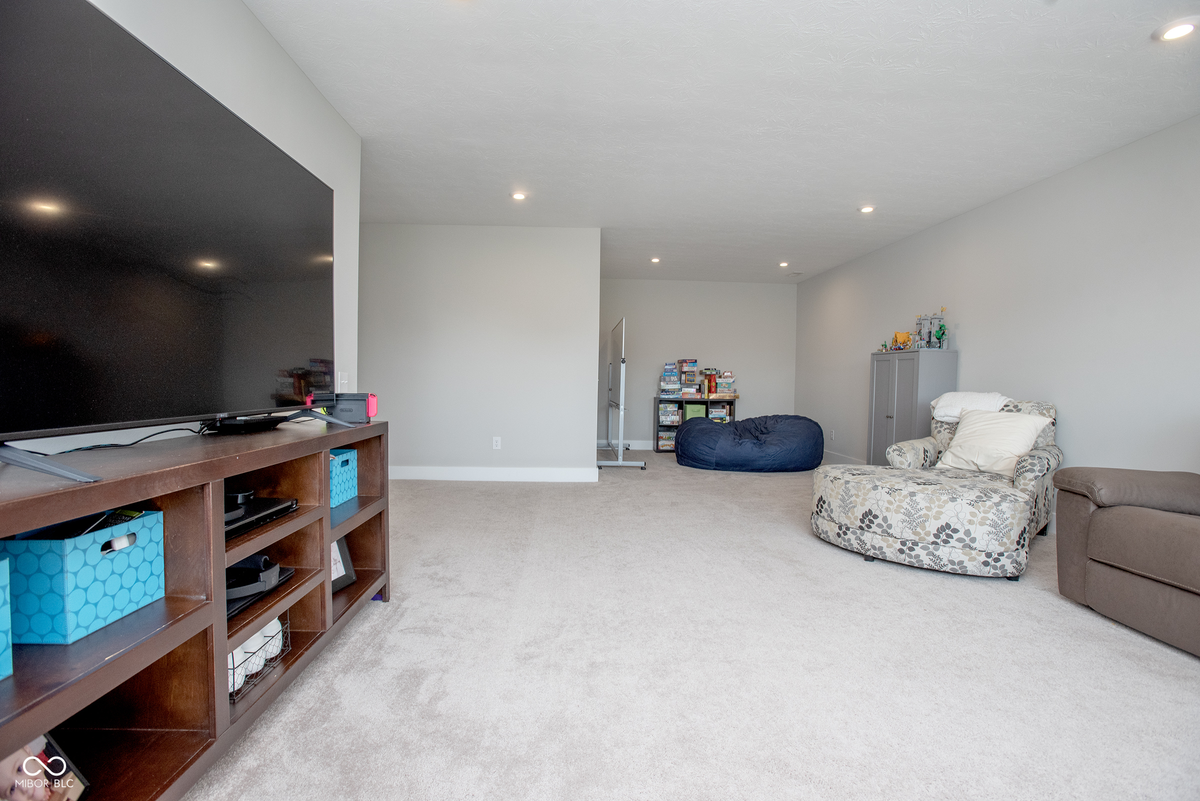 5351 Rose Drive