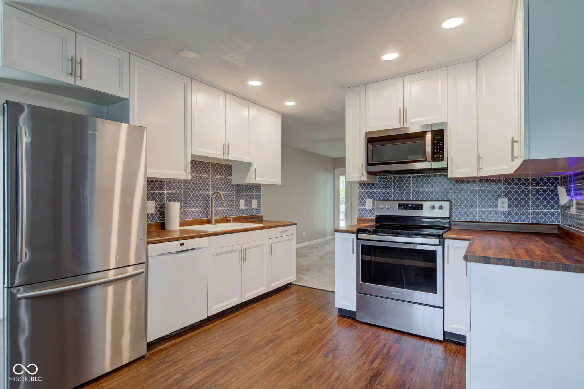 8540 E 37th Place