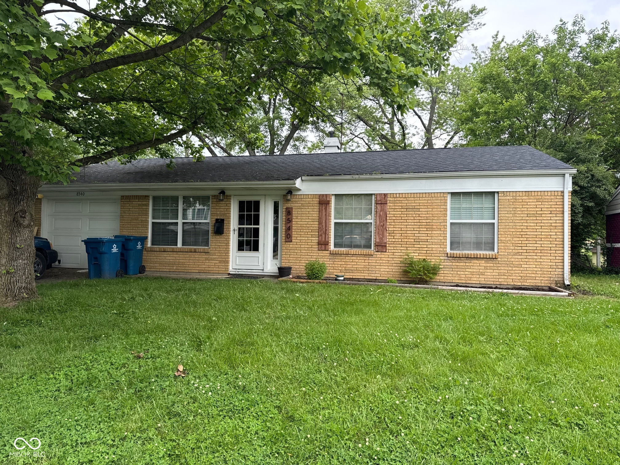 8540 E 37th Place