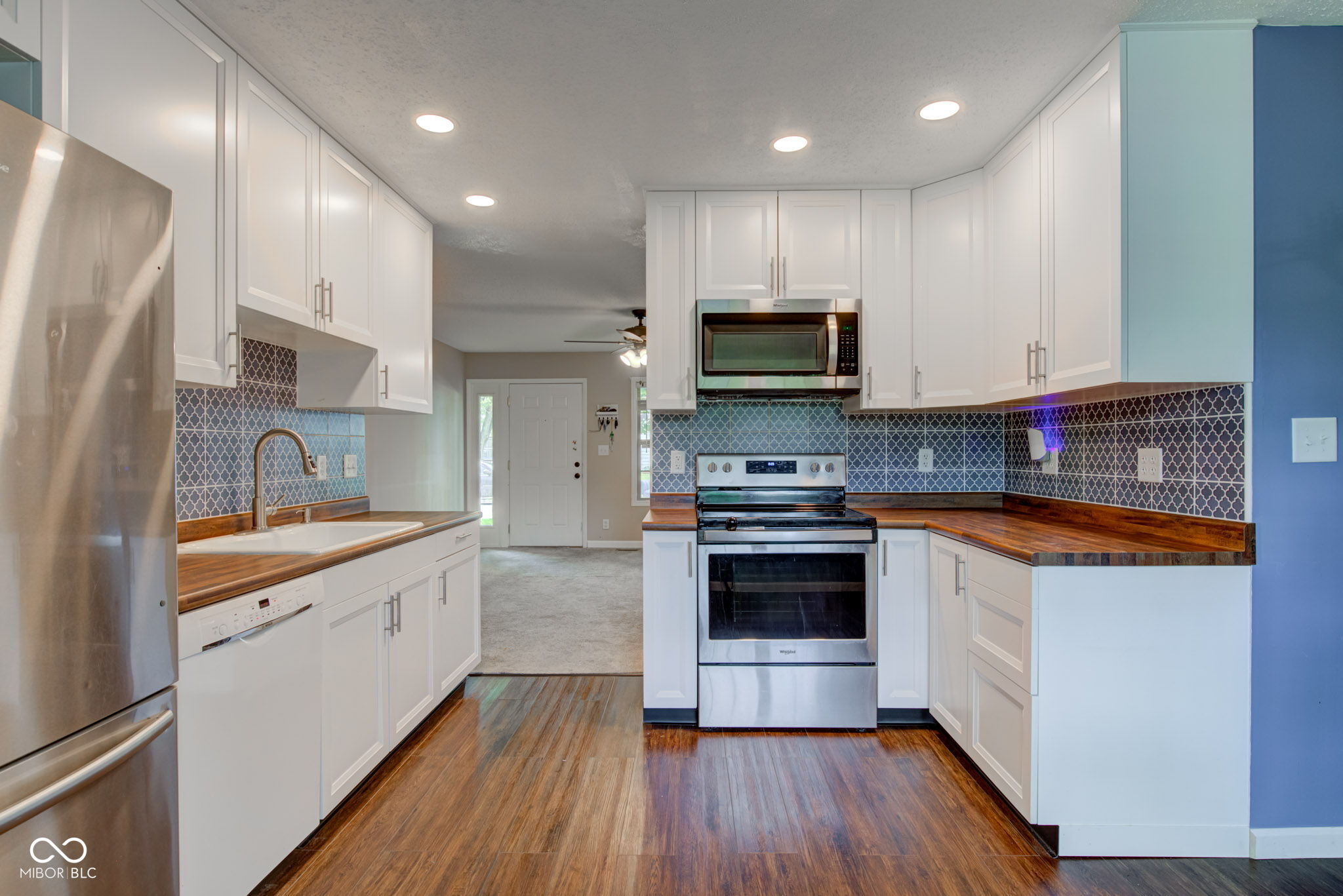 8540 E 37th Place