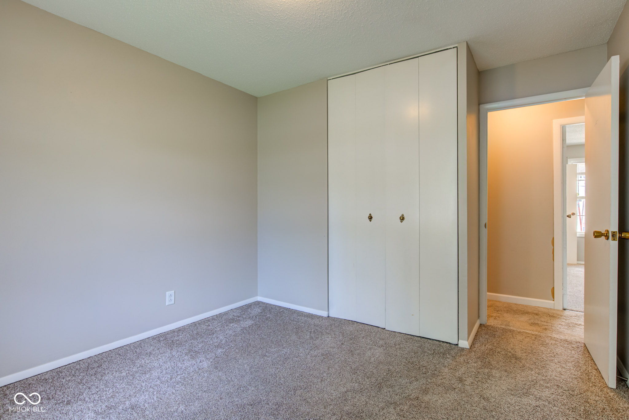 8540 E 37th Place