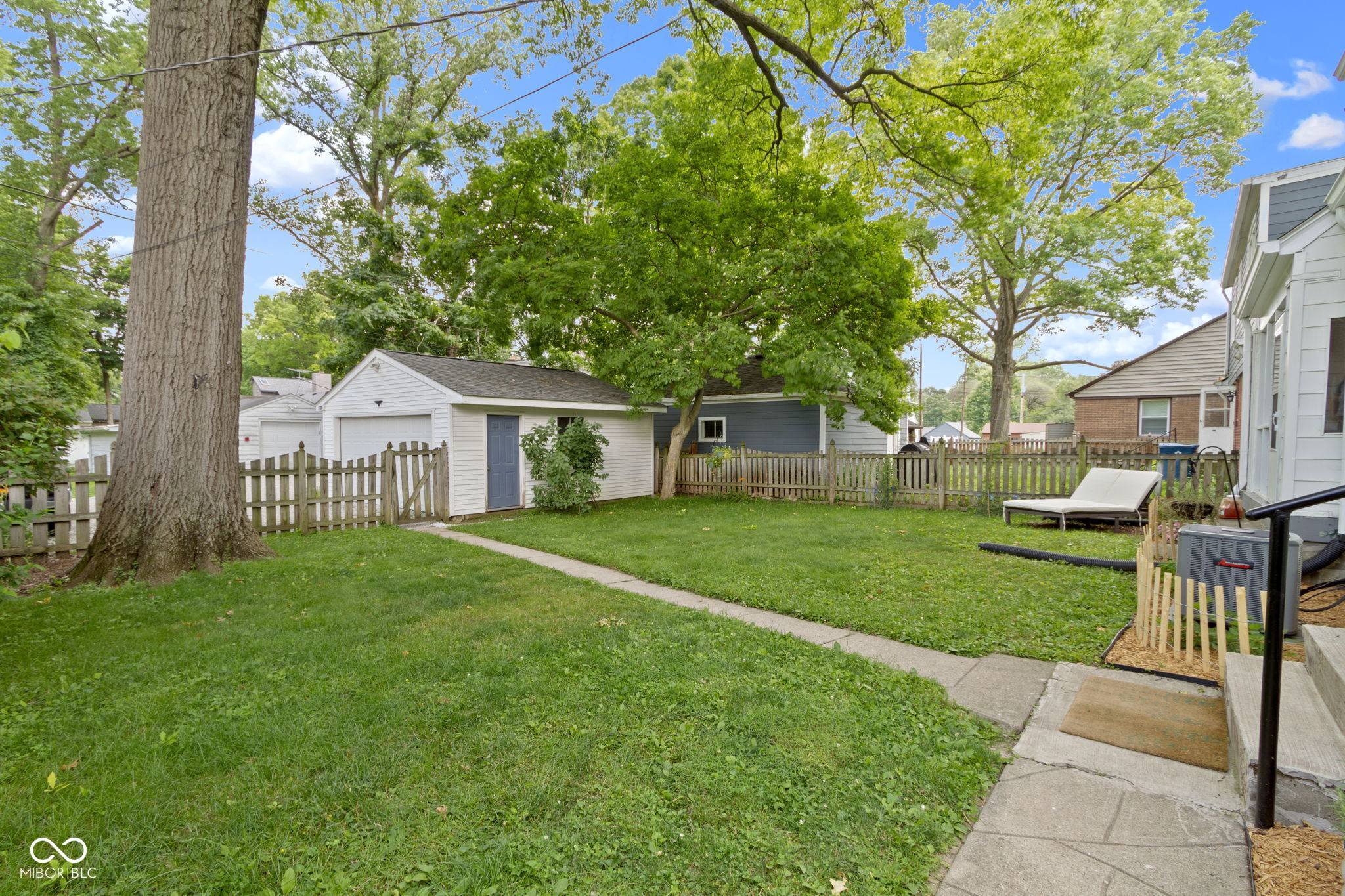 1720 E Kessler Boulevard Drive E