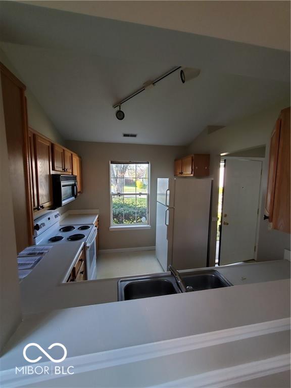 5851 Brobeck Lane