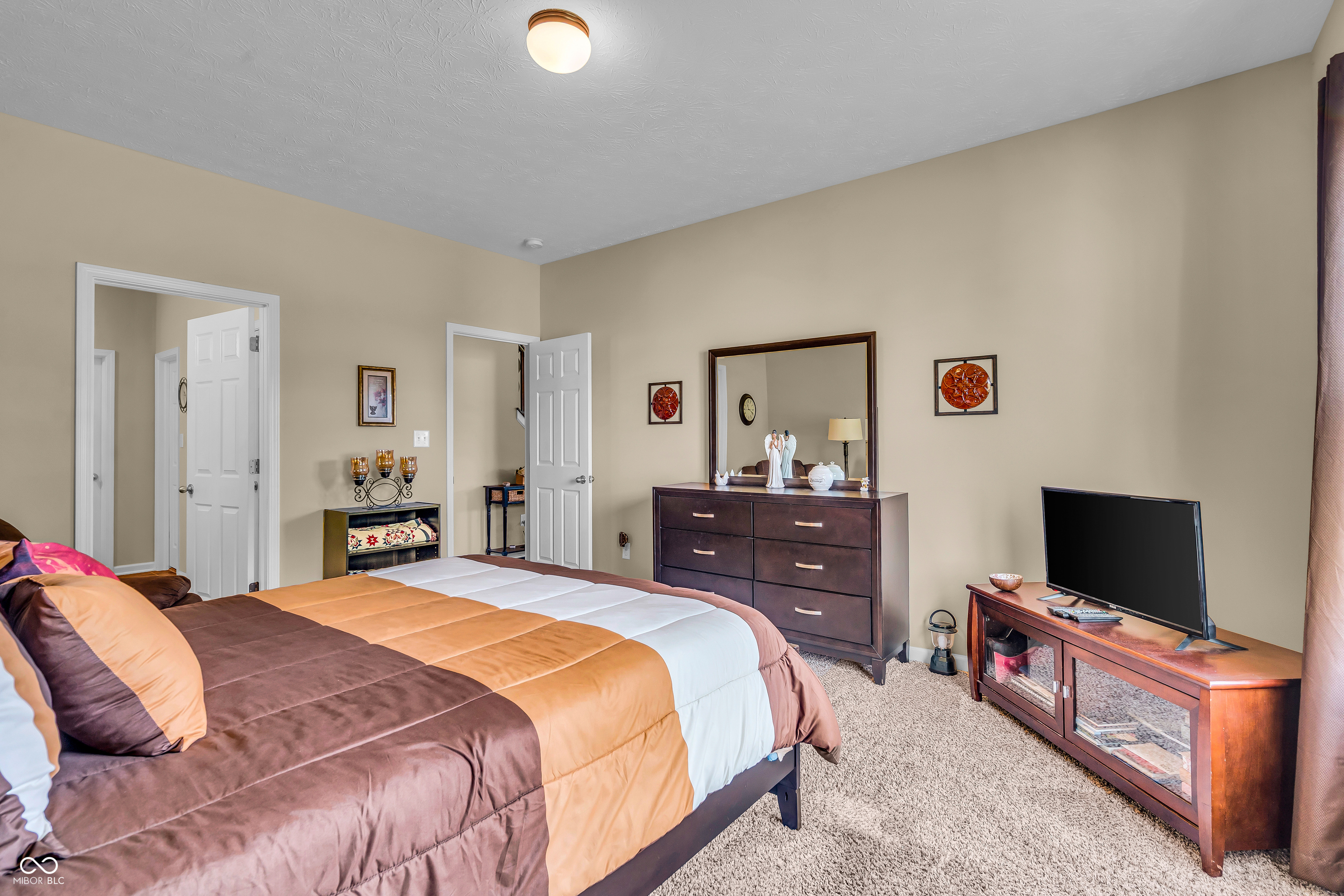 10917 Hunter Lake Lane