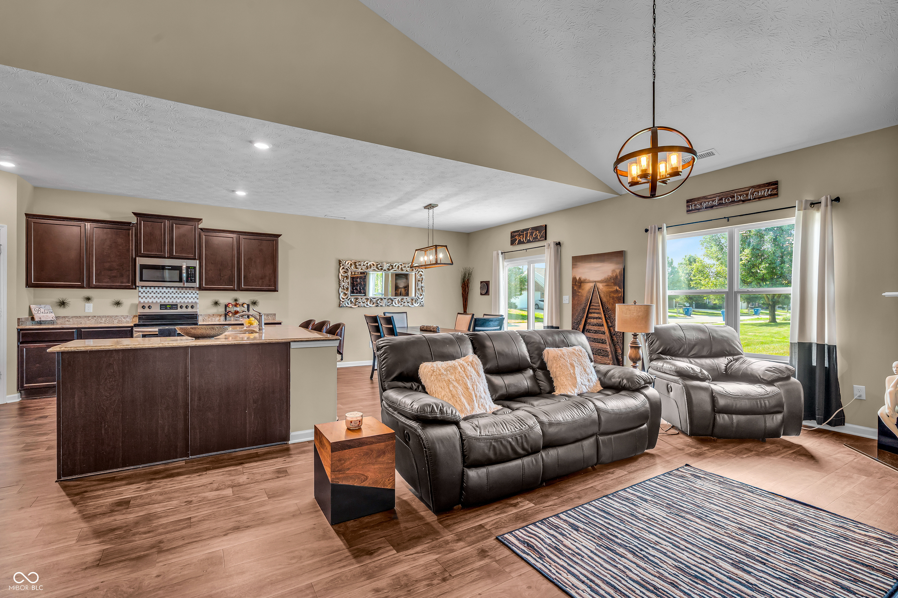 10917 Hunter Lake Lane