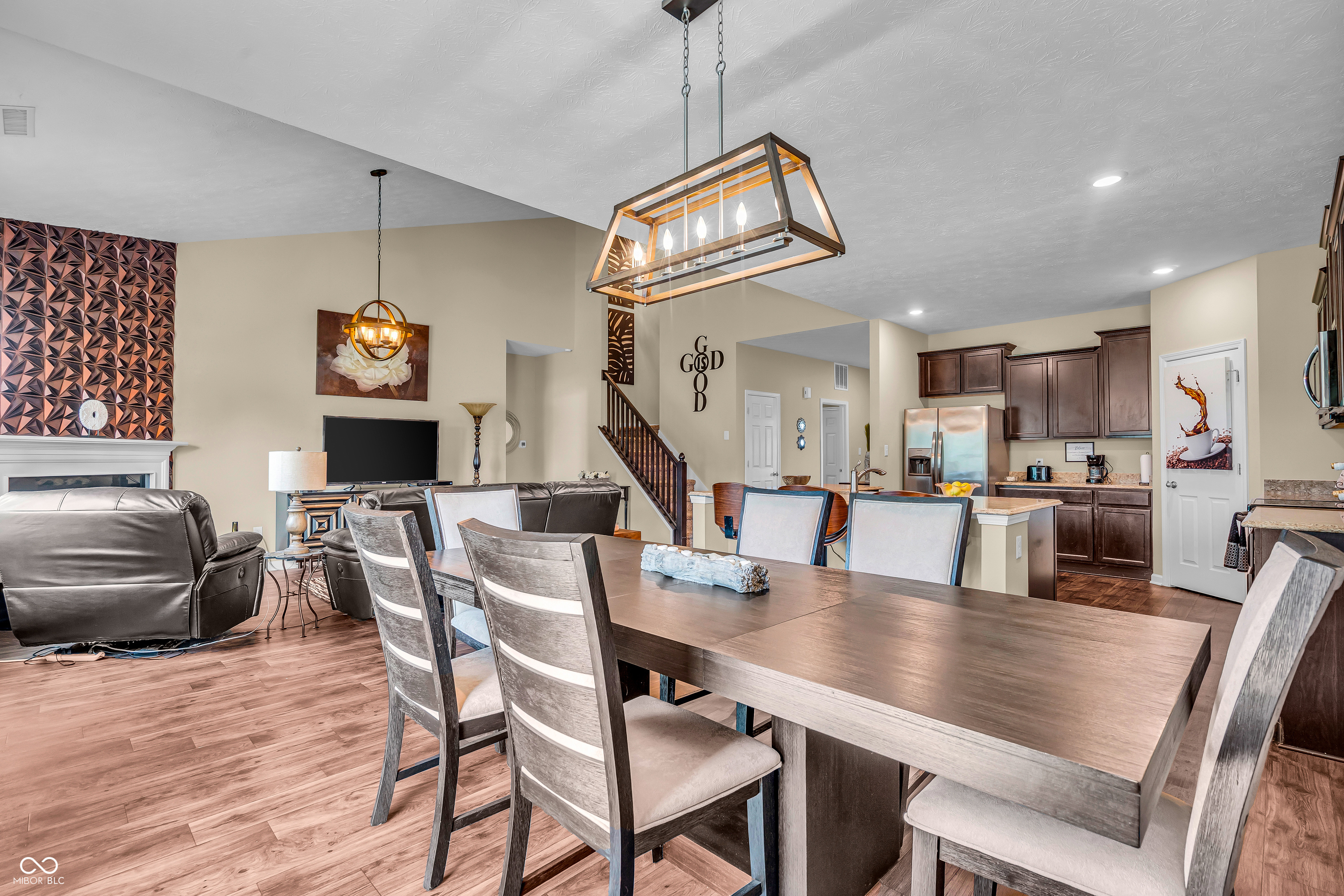 10917 Hunter Lake Lane