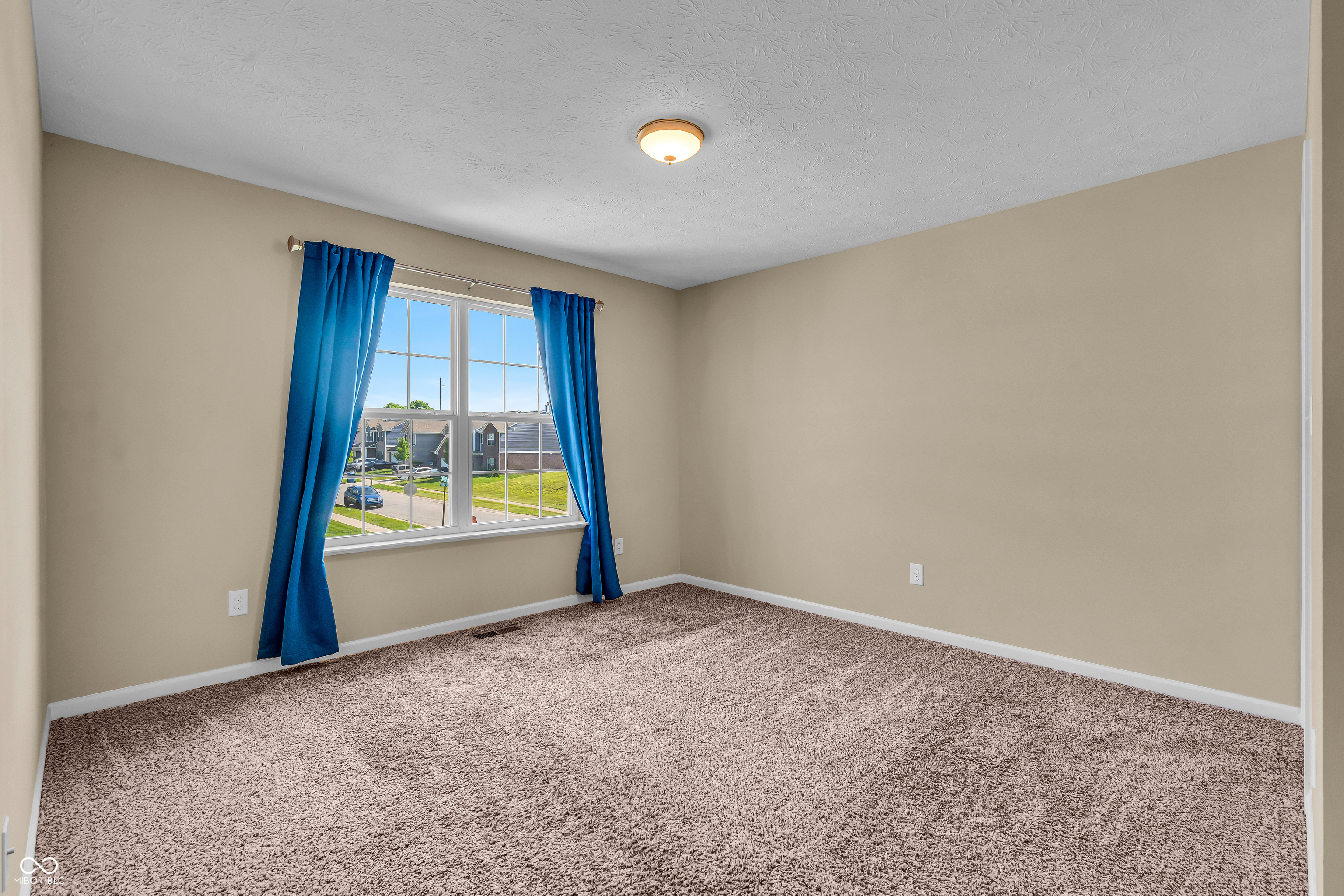 10917 Hunter Lake Lane