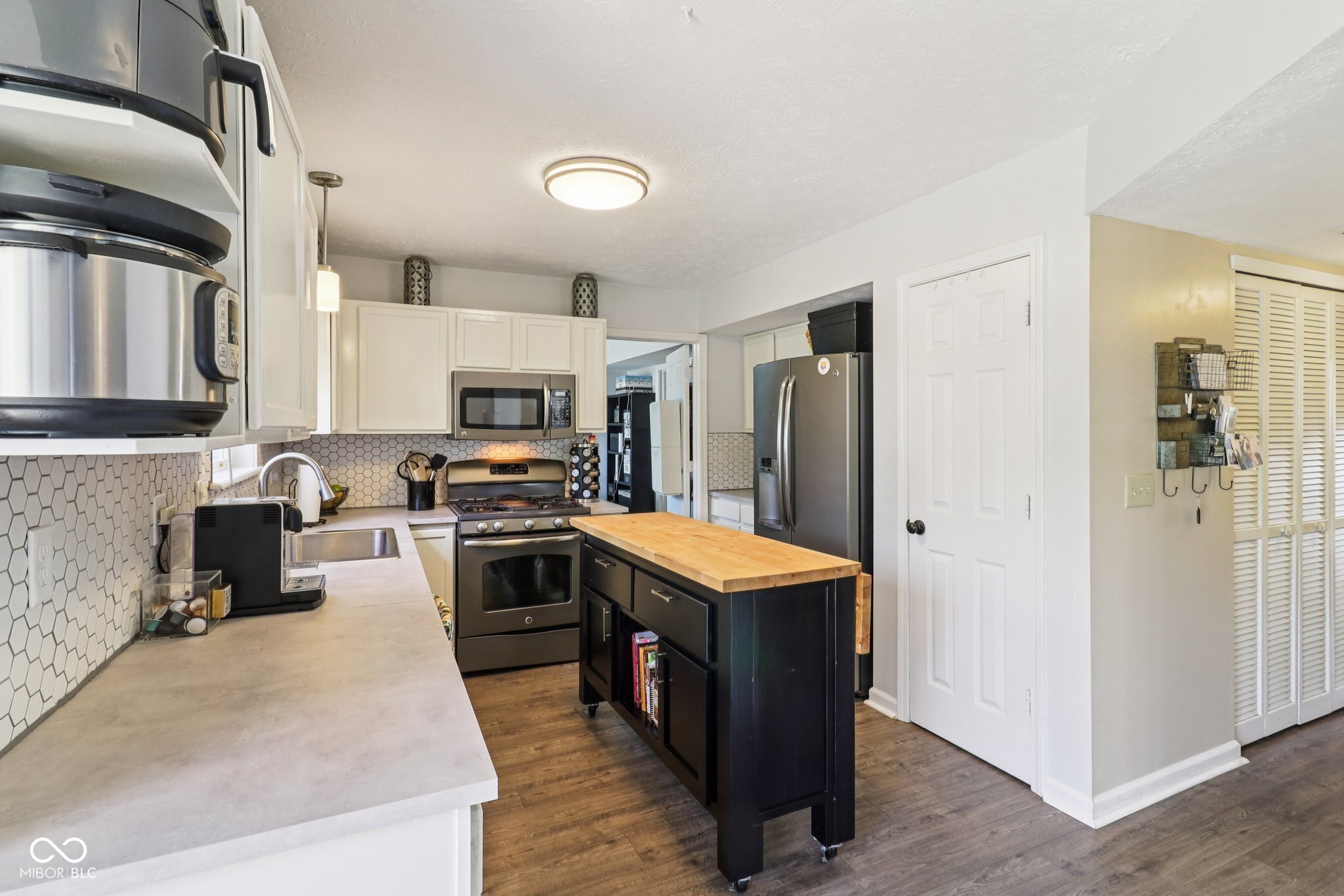 116 Kingsview Drive